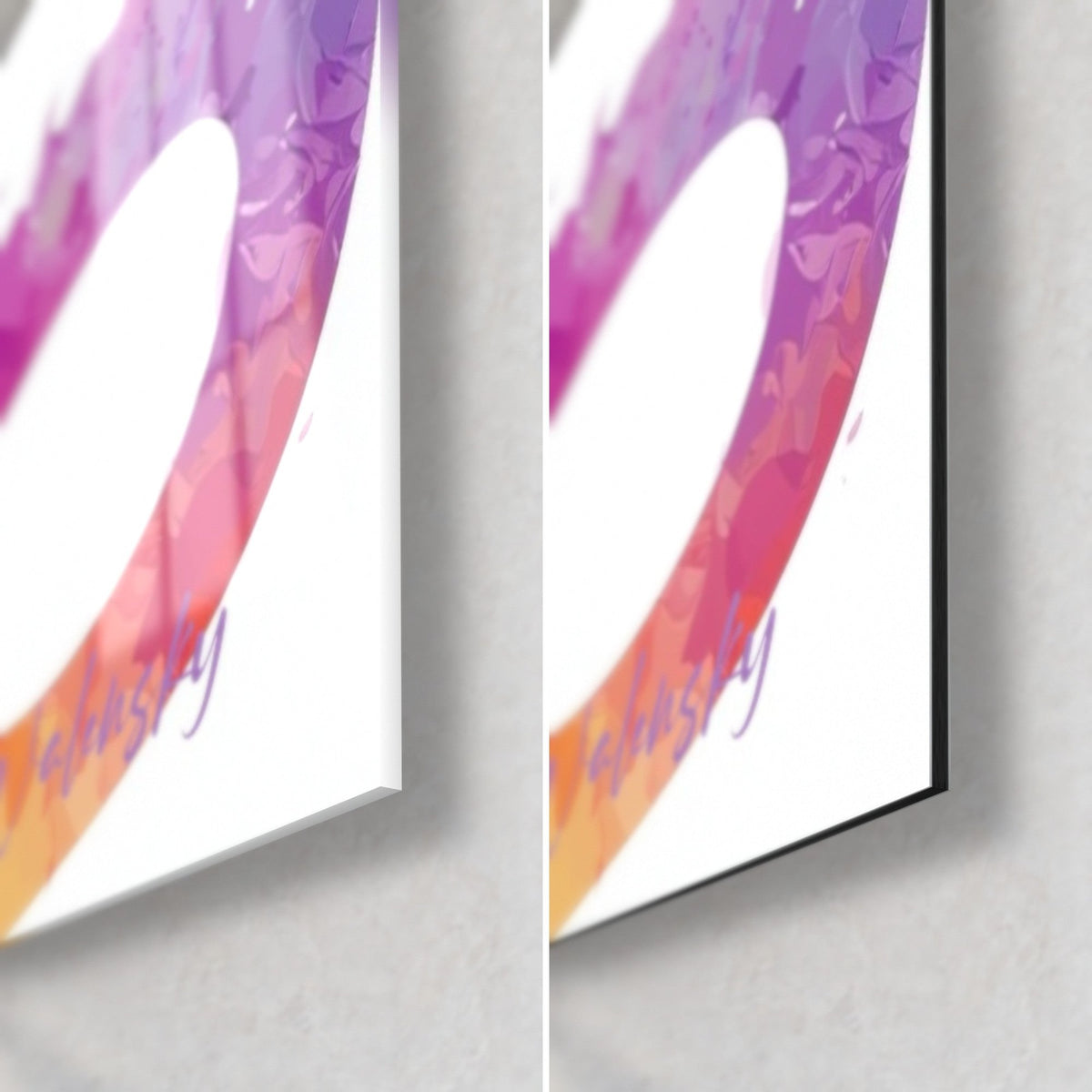 Tableau dragon aquarelle rose et violet, coin bas droit : verre acrylique brillant à gauche, alu Dibond mat à droite