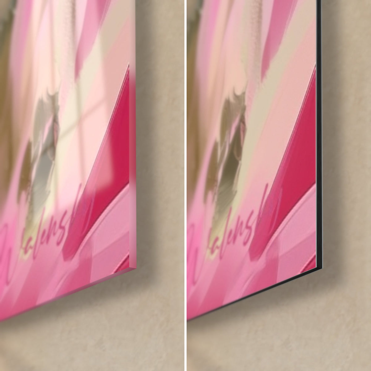Tableau créature rose aux paillettes d'or, coin bas droit : verre acrylique brillant à gauche, alu Dibond mat à droite