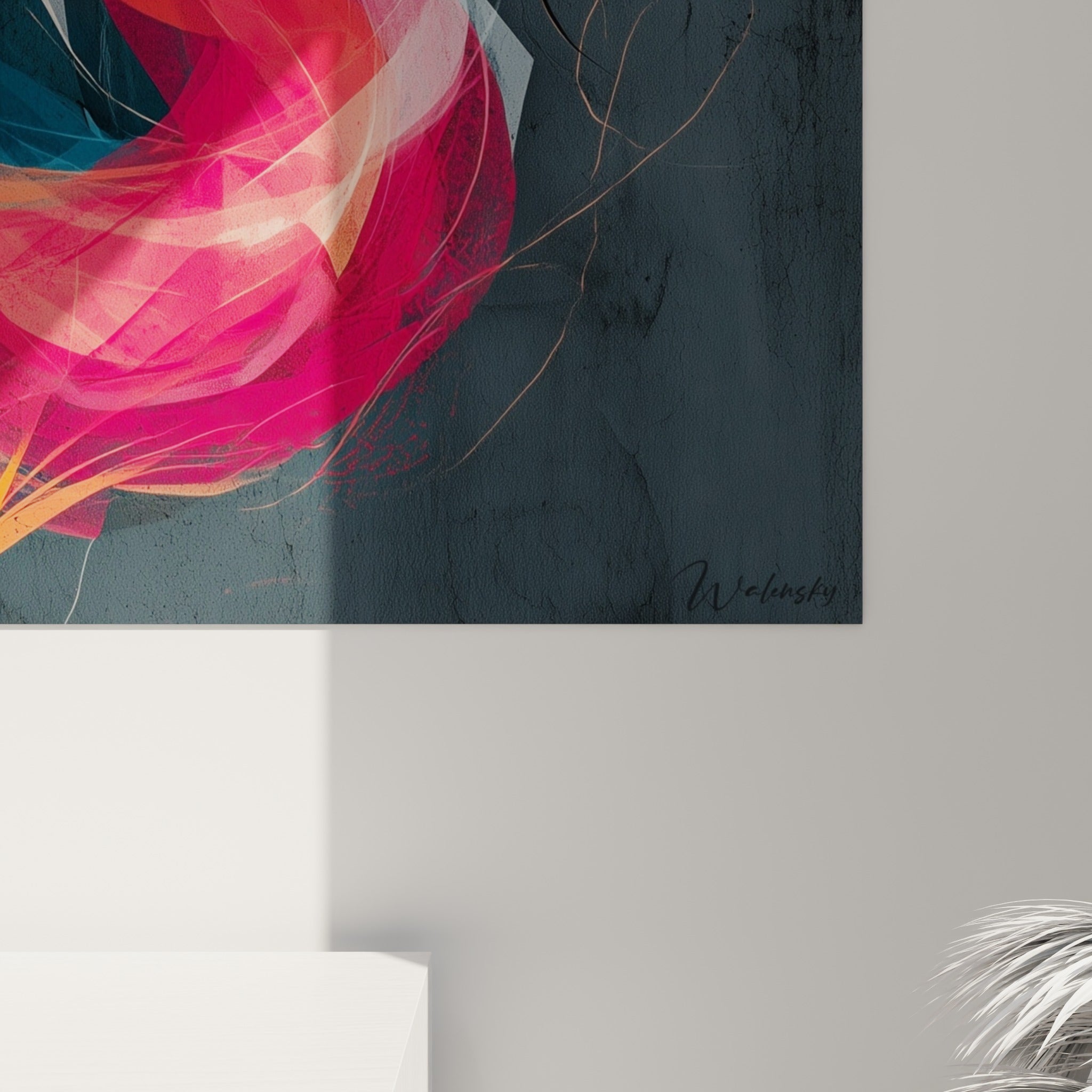 Empâtements colorés du dragon révélant les filaments bleu pétrole entrelacés dans le fuchsia vif