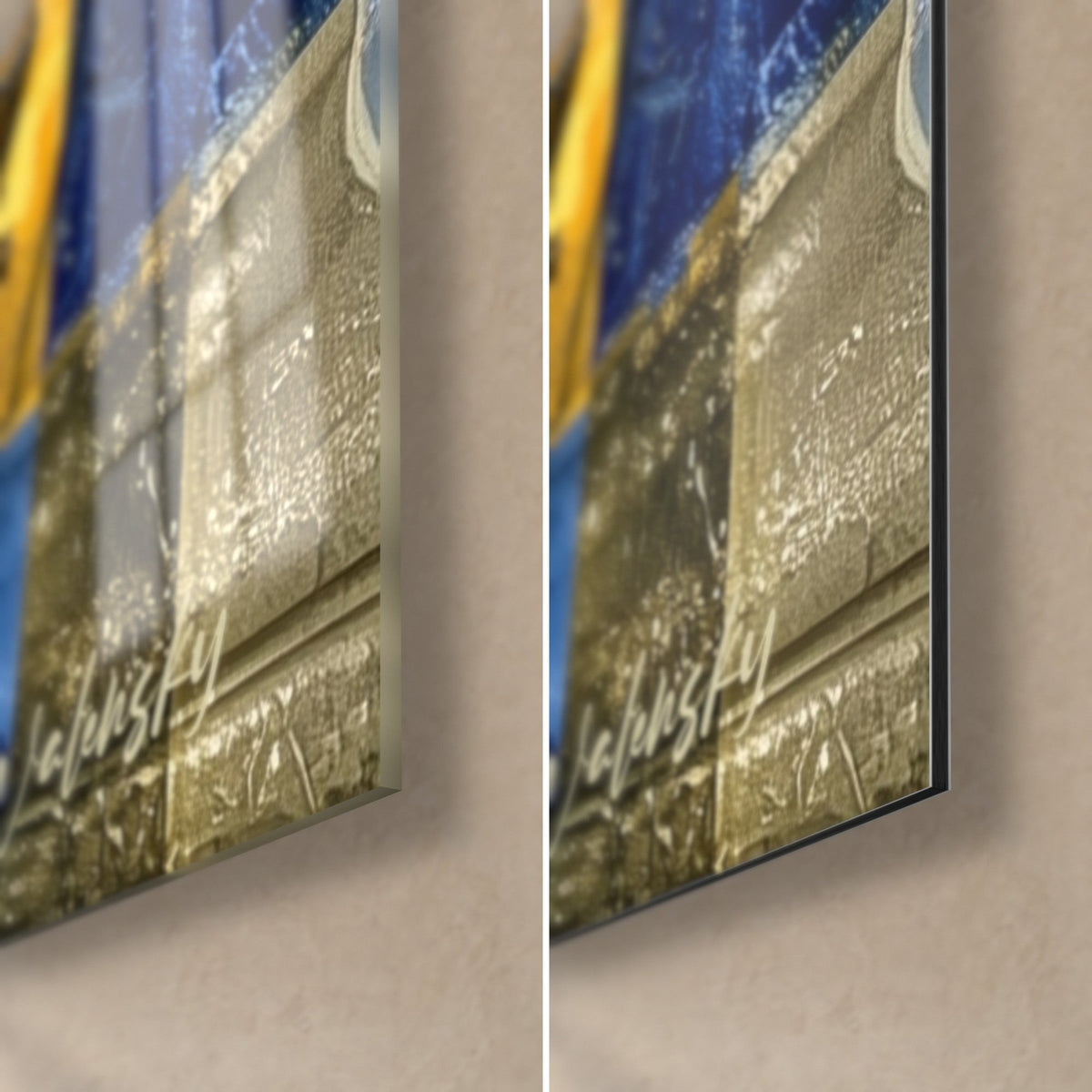 Wall art of a blue and gold knight, bottom right corner: glossy glass on the left, matte Dibond aluminium on the right, 3 mm edge