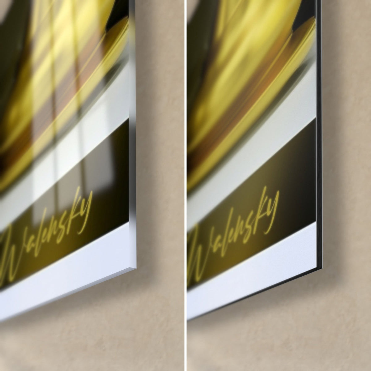 Schilderij van een gouden en zwart schaakbord, rechtsonder met gele Walensky-handtekening, glanzend acrylglas en mat Dibond-aluminium, rand van 3 mm