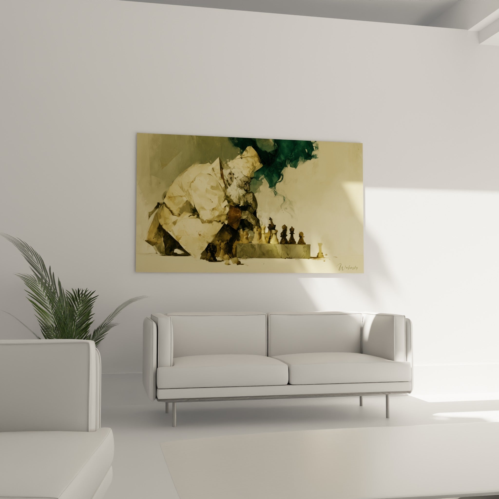 Silhouette massive drapée d'ocre face à un échiquier, suspendue au-dessus d'un canapé dans un salon lumineux