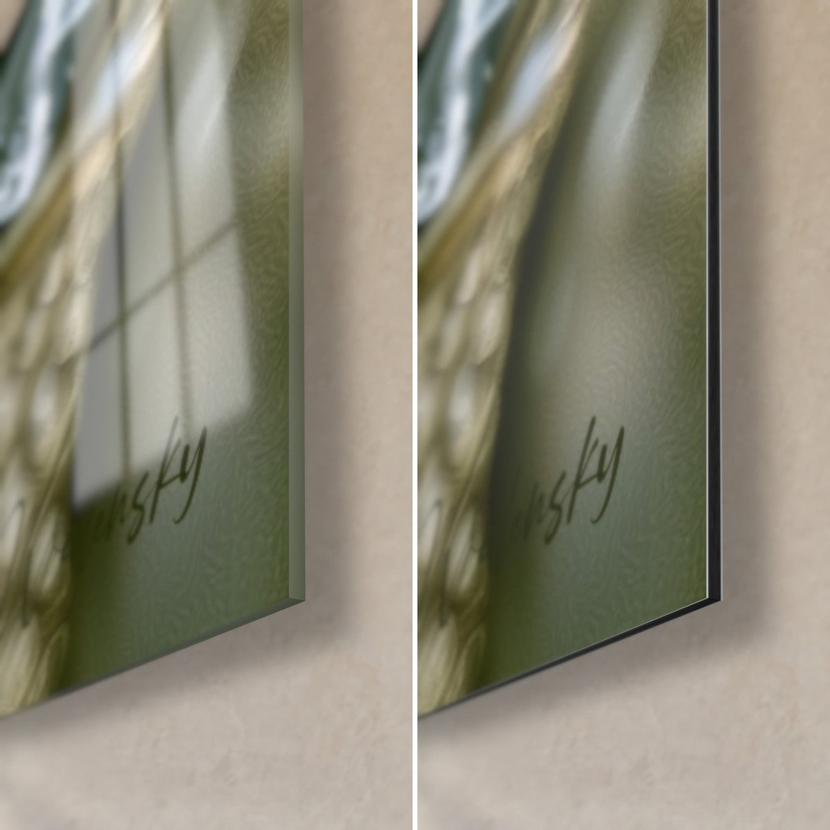 Schilderij Groen-zilveren schaakkoning, rechtsonder: glanzend acrylglas met reflecties, mat zwart Dibond-aluminium en 3 mm rand
