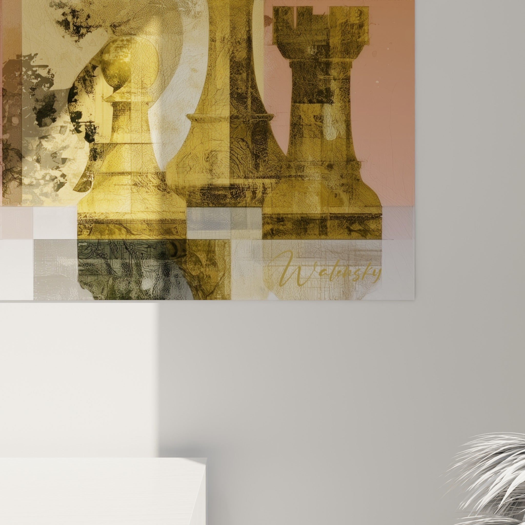 Détail des textures dorées et du grain anthracite des pièces d'échecs peintes sur toile