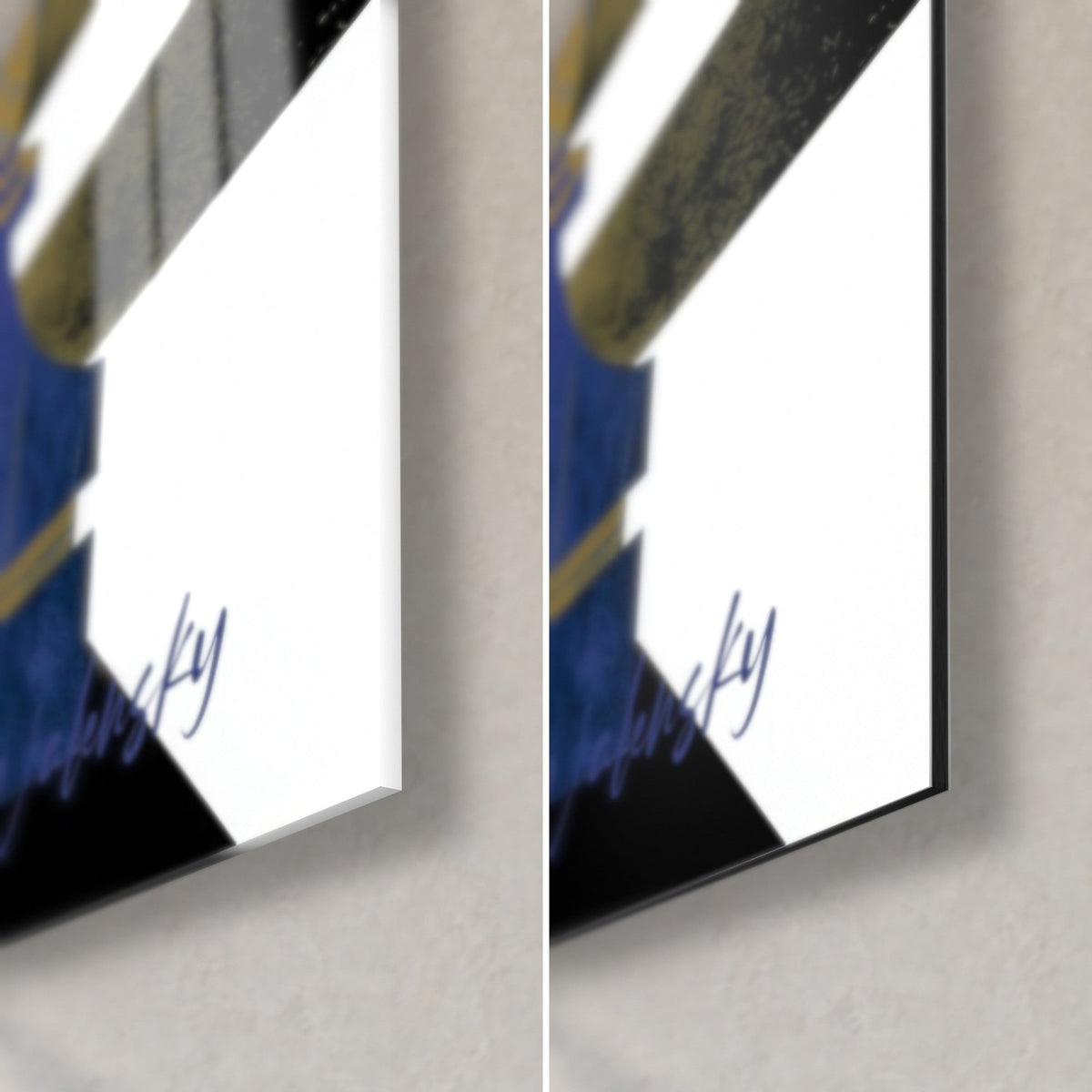 Schilderij schaakpaarden, rechtsonder: glanzend glas met reflecties links, mat zwart Dibond rechts, 3 mm dikte