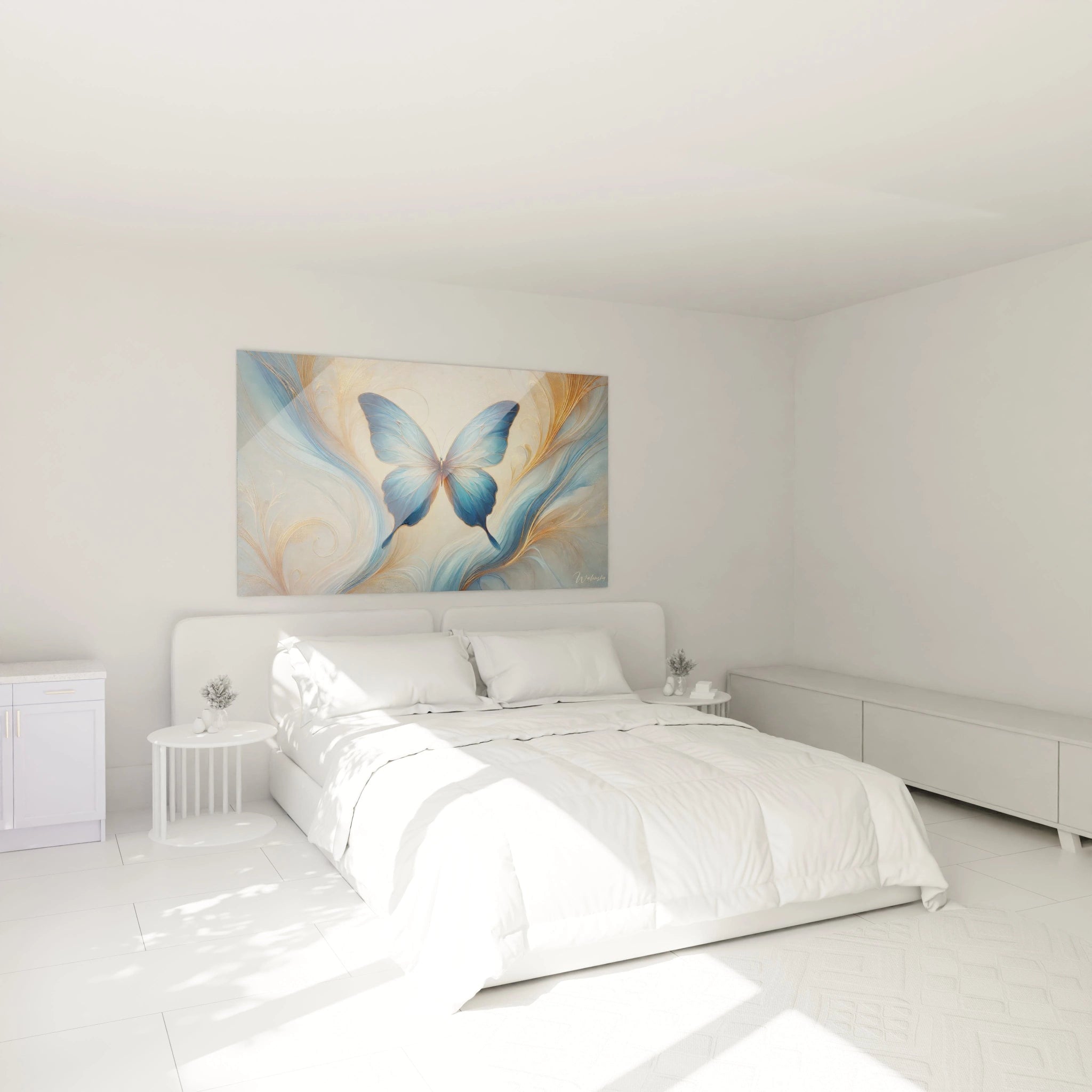 Sublimez votre chambre avec ce tableau papillon au-dessus du lit. Les courbes dorées et bleues du fond évoquent la liberté, créant une ambiance apaisante et sophistiquée.

