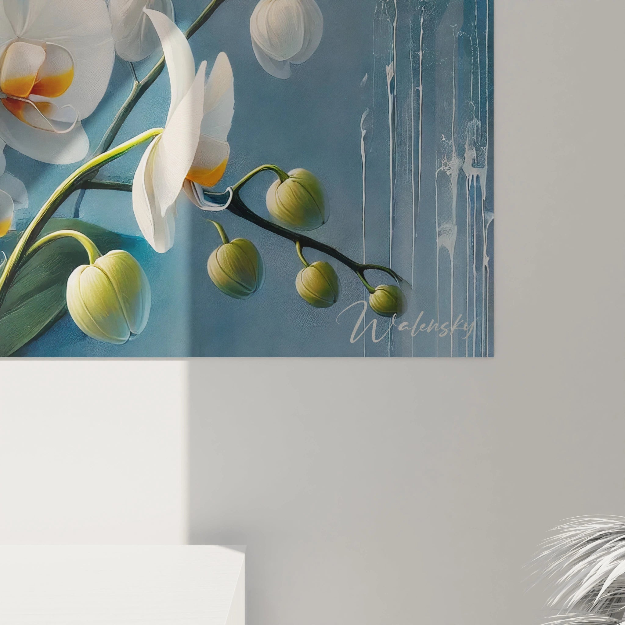 Vue de pres du tableau Orchidée : des details minutieux, petales delicats et boutons fermes. Un instant de beaute pure capture avec precision et grace.






