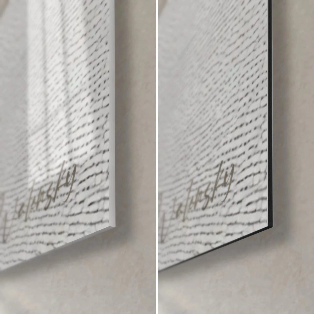Tableau rivage d'écume ivoire et gris perle, coin bas droit : verre acrylique brillant à gauche, Dibond mat à droite, tranche de 3 mm