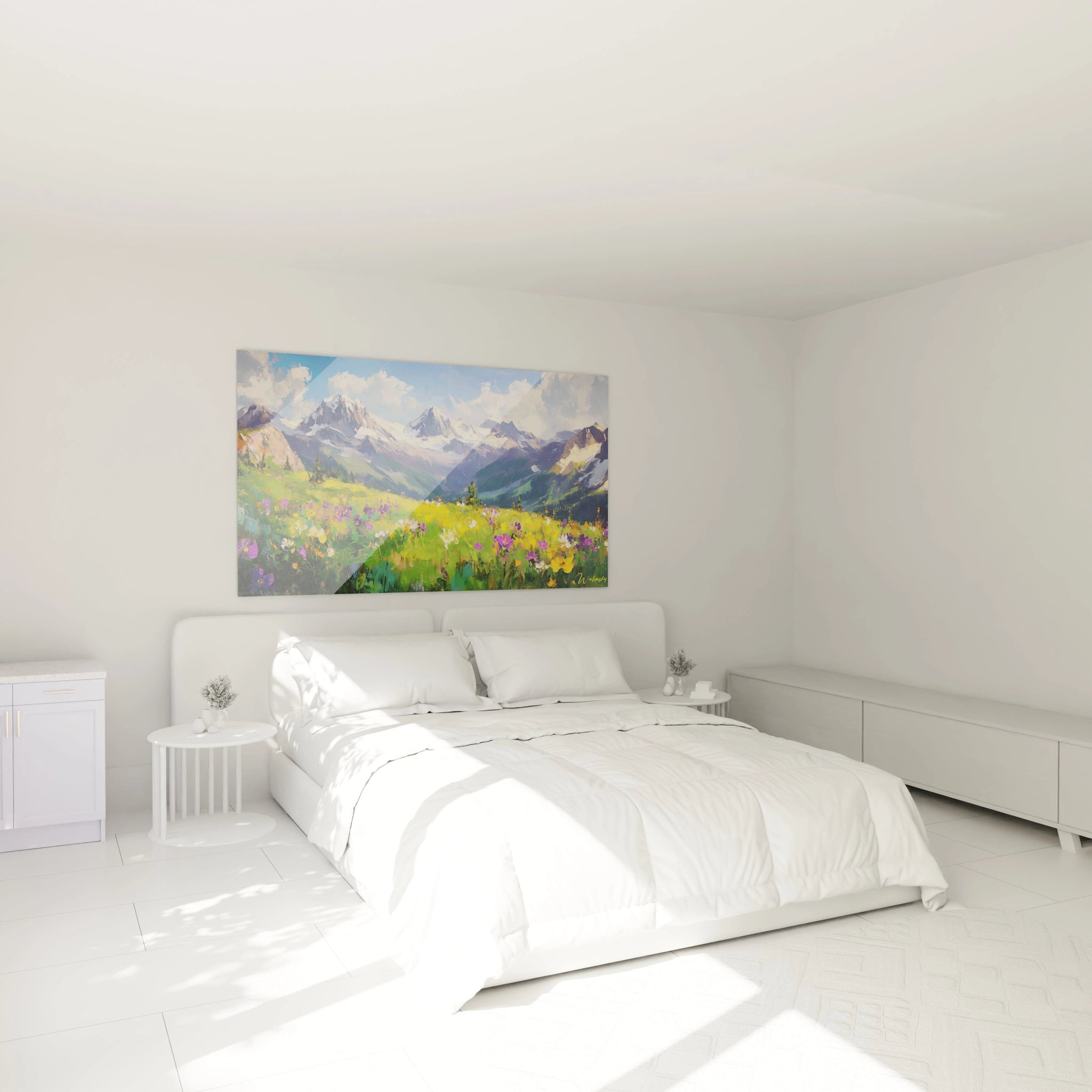 Tableau montagne artistique montrant une chaîne alpine majestueuse couronnée de neiges éternelles, avec un tapis de fleurs sauvages violettes, jaunes et blanches sur fond de ciel azur lumineux.

