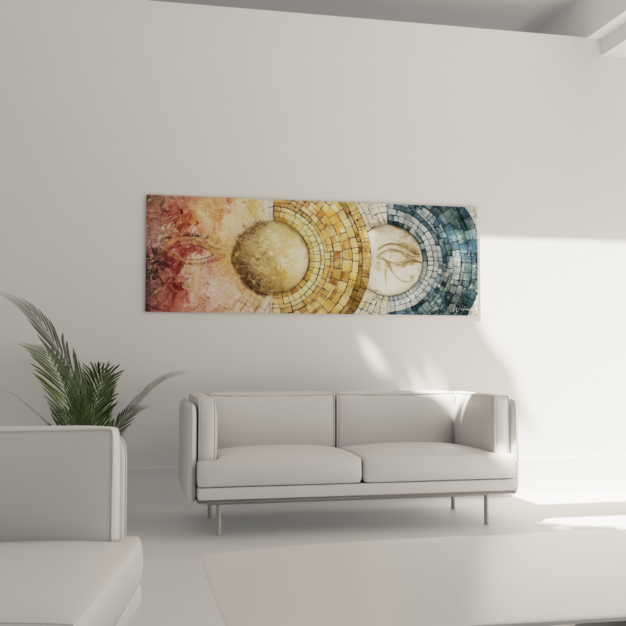 Mosaïque ocre et bleu marine évoquant l'Égypte ancienne au-dessus d'un canapé dans un salon lumineux