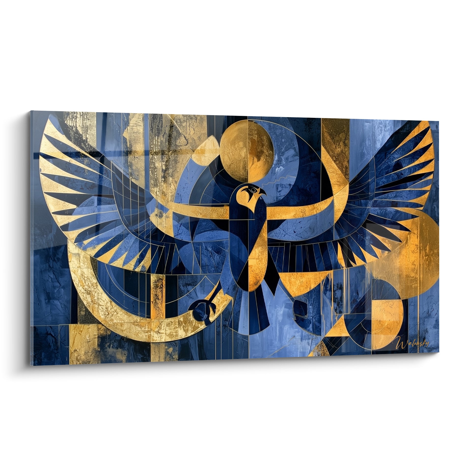 Faucon Horus bleu marine et doré, ailes déployées, motifs géométriques fragmentés