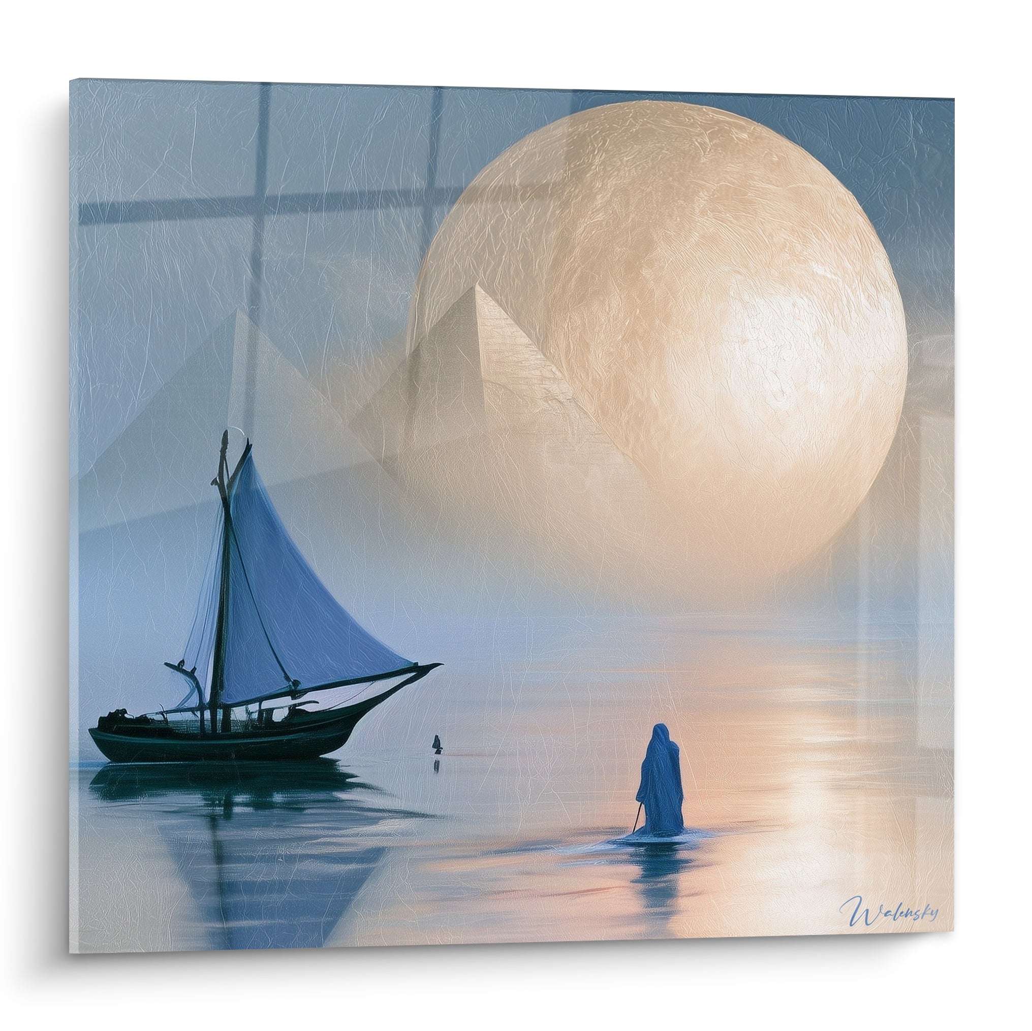 Felouque bleu marine et lune dorée immense se levant derrière des pyramides voilées de brume égyptienne