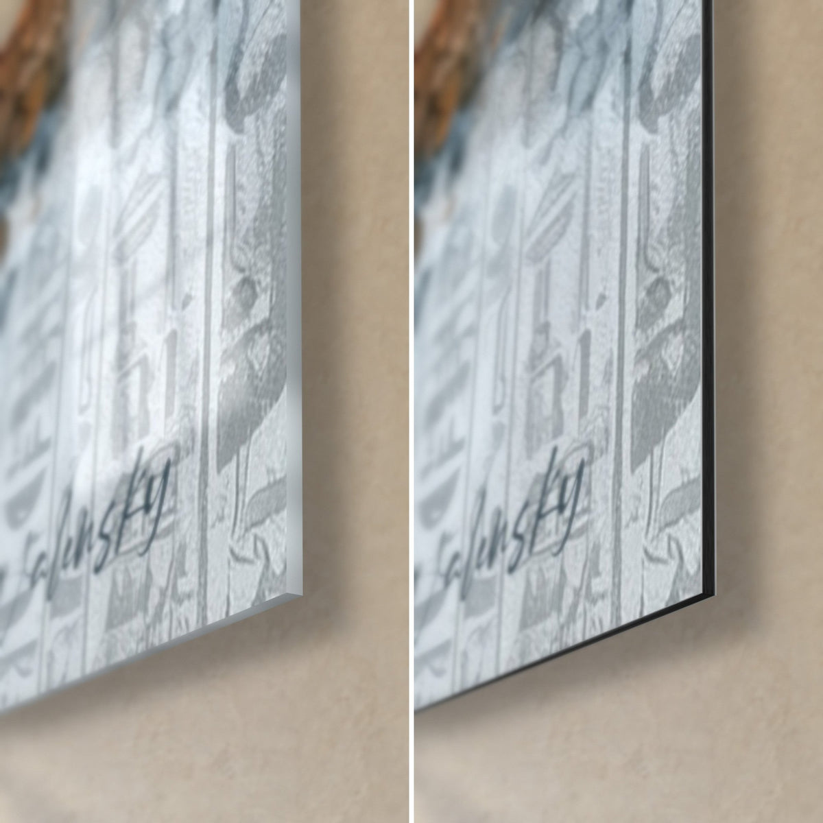 Cuadro astro dorado y jeroglíficos grises, esquina inferior derecha: cristal acrílico brillante a la izquierda, aluminio Dibond negro mate a la derecha