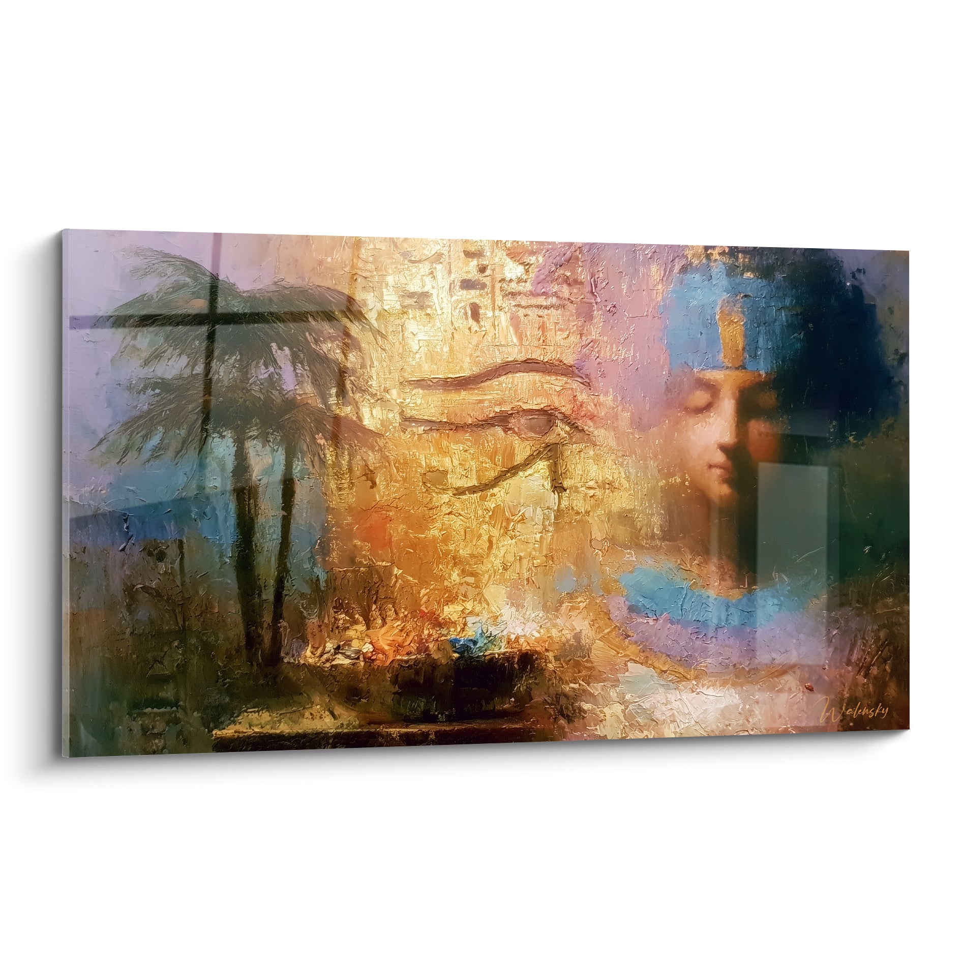 Œil d'Horus doré et profil de pharaon bleu marine sur fond lilas texturé, style pictural antique