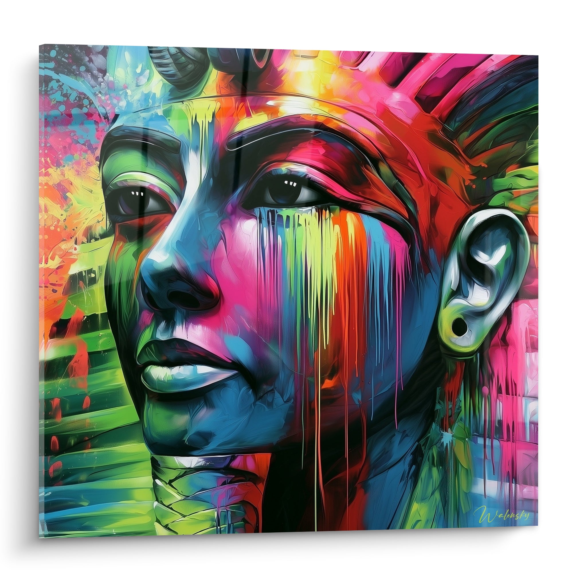 Pharaon égyptien en portrait coloré, coulures rose fuchsia et vert fluo sur fond bleu marine