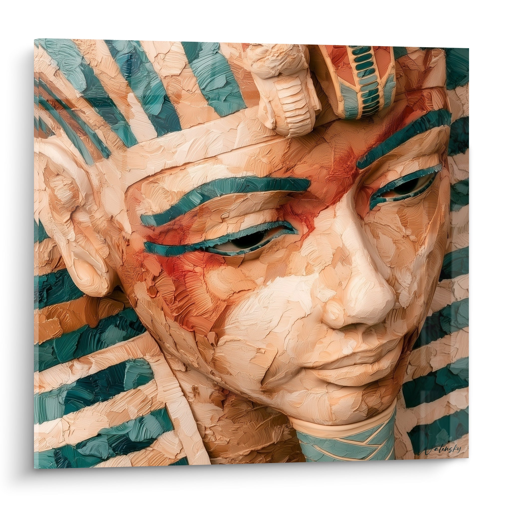 Visage de pharaon ocre et bleu sarcelle à la texture épaisse, regard baissé et sourcils turquoise