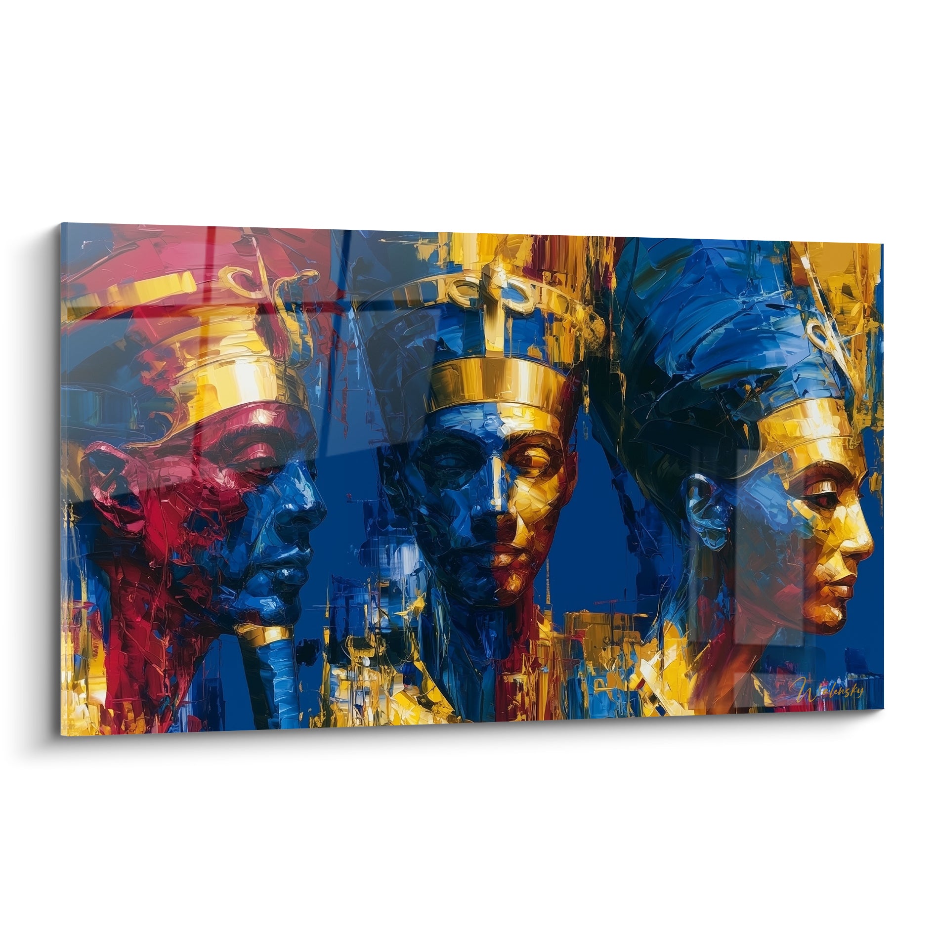 Trois pharaons égyptiens en profil, visages bleu marine et rouge, couronnes dorées éclatantes