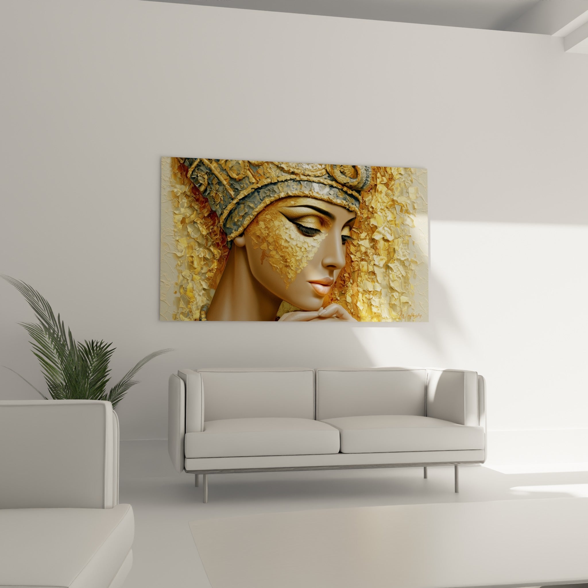 Femme égyptienne au regard baissé, tons ocre et bleu ardoise, au-dessus d'un canapé dans un salon lumineux