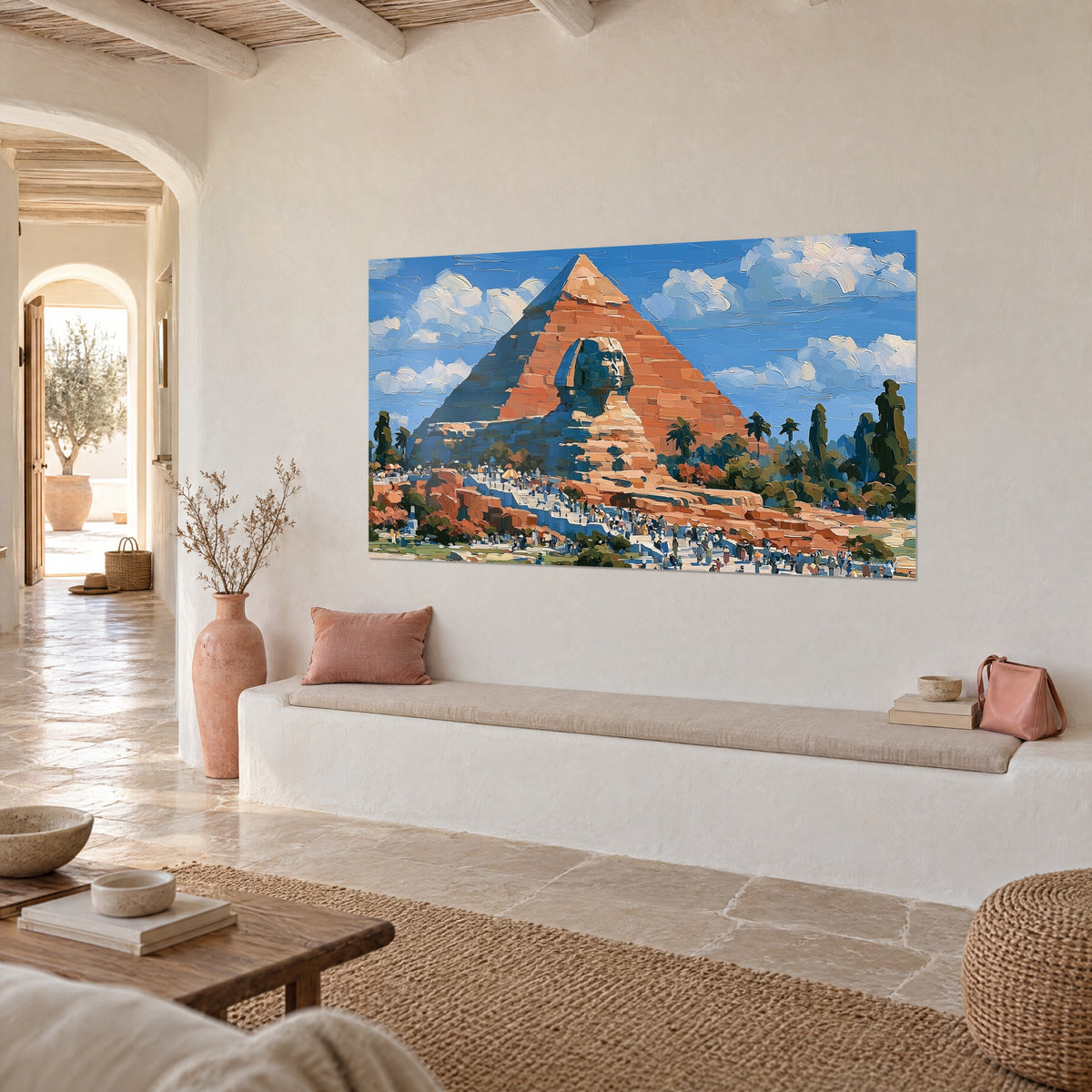 Tableau Pyramide de Khéphren en peinture à l'huile, pierre orange et ombres bleues, sur un mur chaulé en vue de trois-quarts