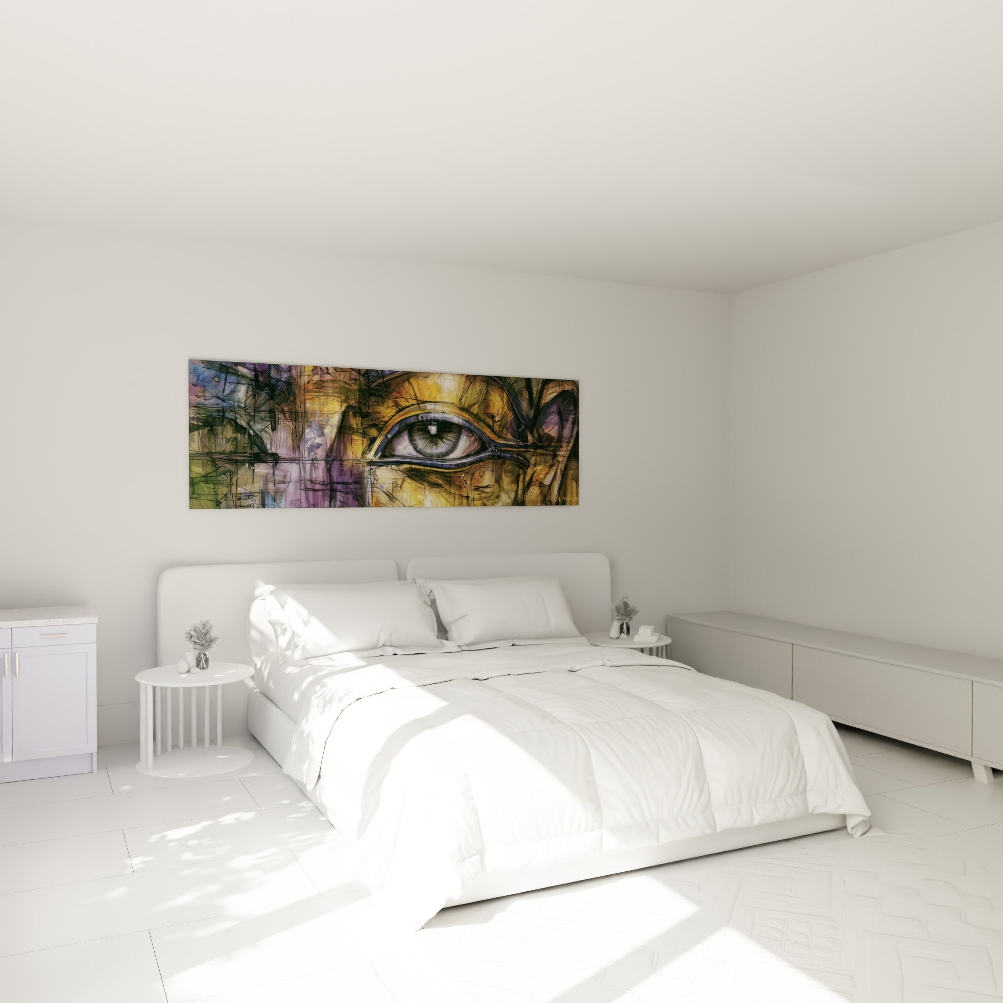 Symbole égyptien à l'iris gris et fond ocre accroché au-dessus d'un lit dans une chambre claire