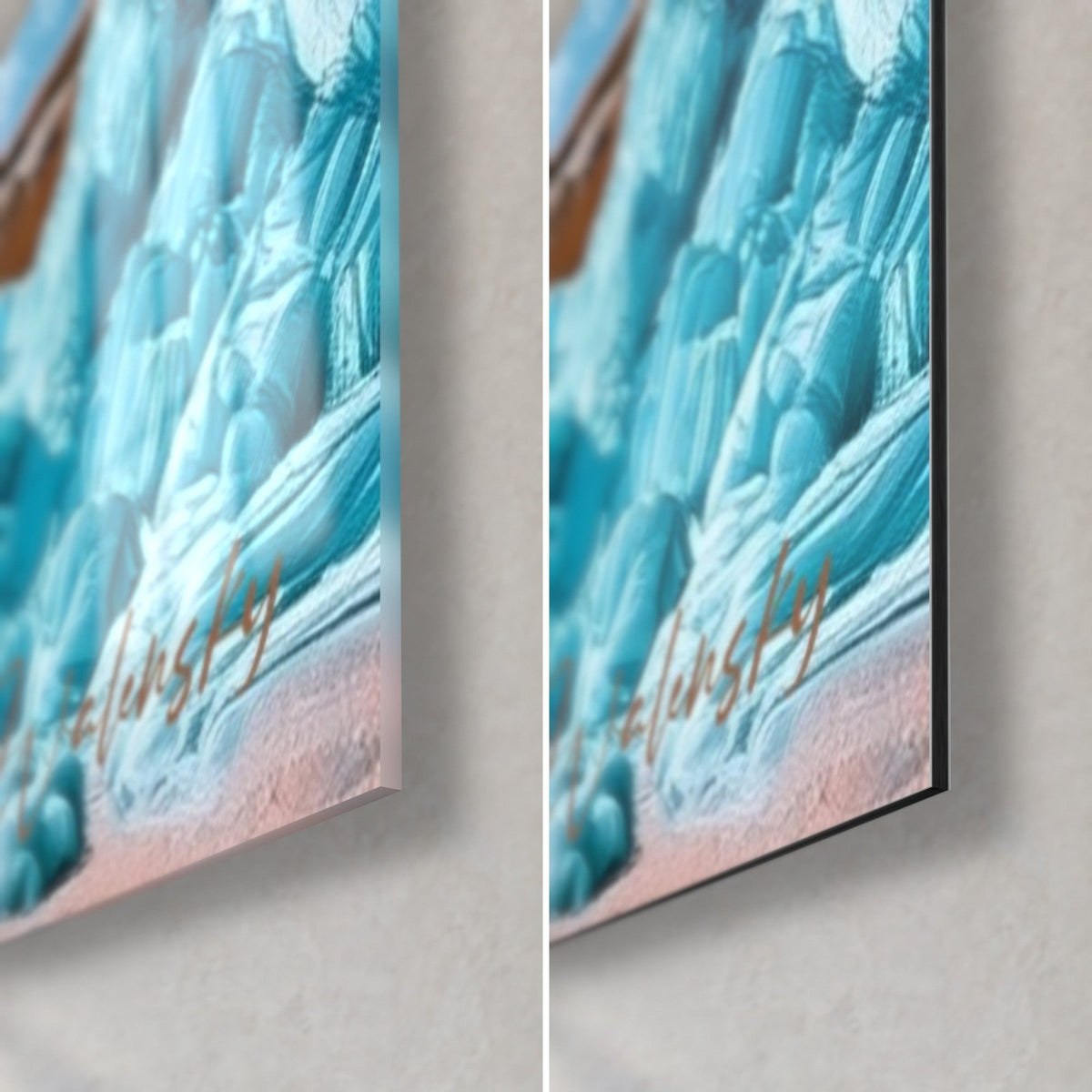 Gemälde Sphinx in Ocker und türkisfarbenen Eisflächen, untere rechte Ecke: glänzendes Acrylglas links, matt gebürstetes Dibond rechts, 3 mm Kante