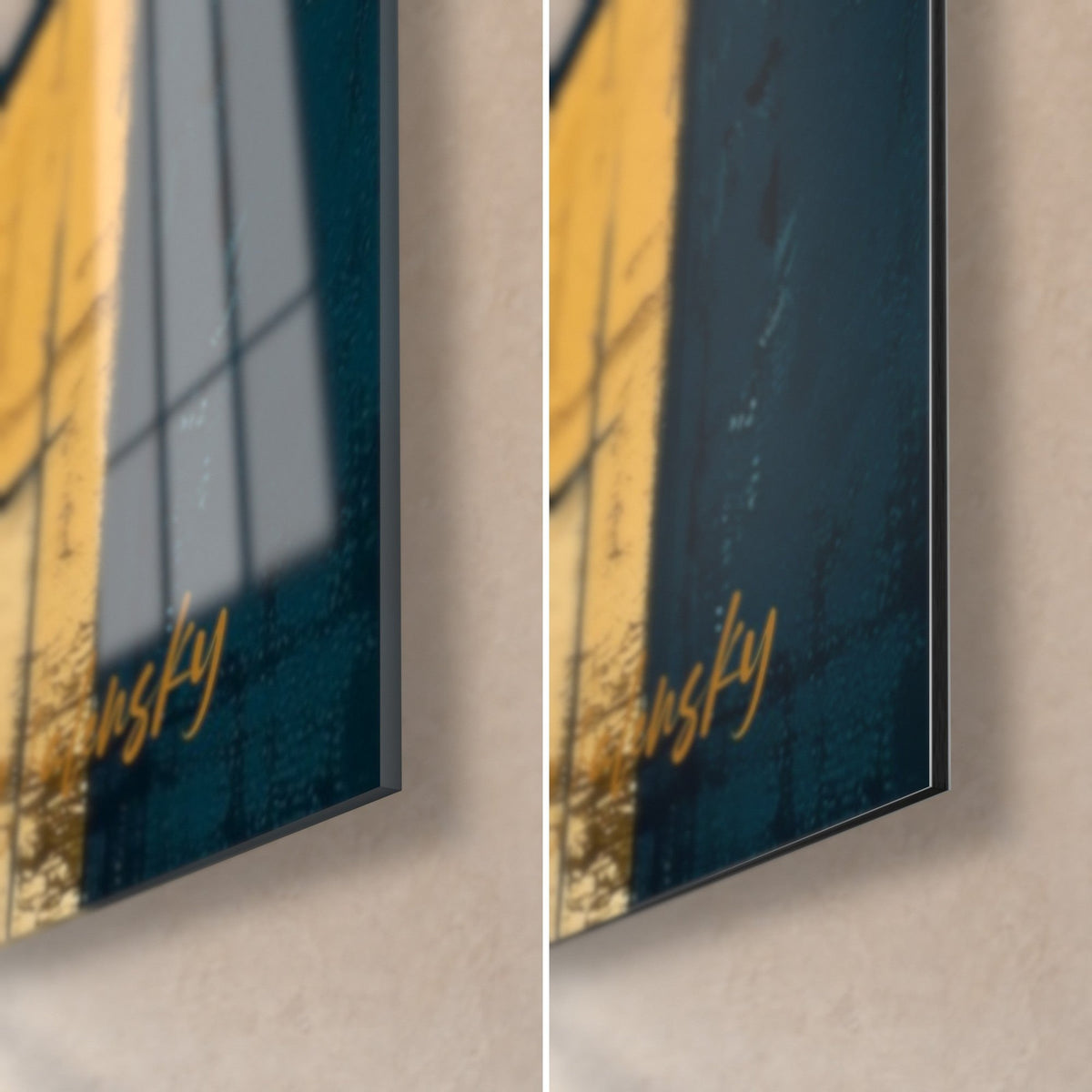 Quadro con una coppia di Occhi di Horus blu profondo e ocra, angolo in basso a destra: vetro acrilico lucido a sinistra, alluminio Dibond opaco a destra