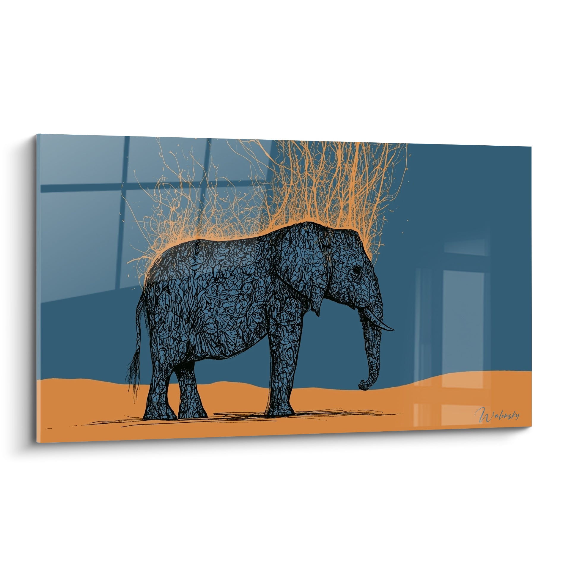 Éléphant bleu marine aux motifs gravés et racines dorées jaillissant du crâne sur fond ocre