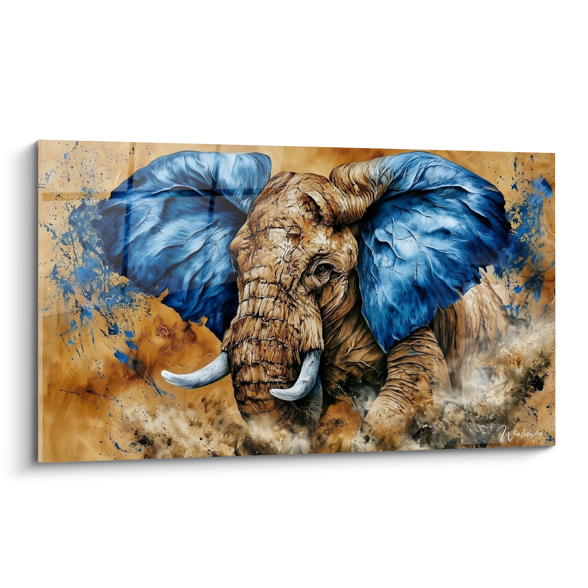 Éléphant ocre aux oreilles bleu électrique, regard frontal, peau craquelée et défenses blanches