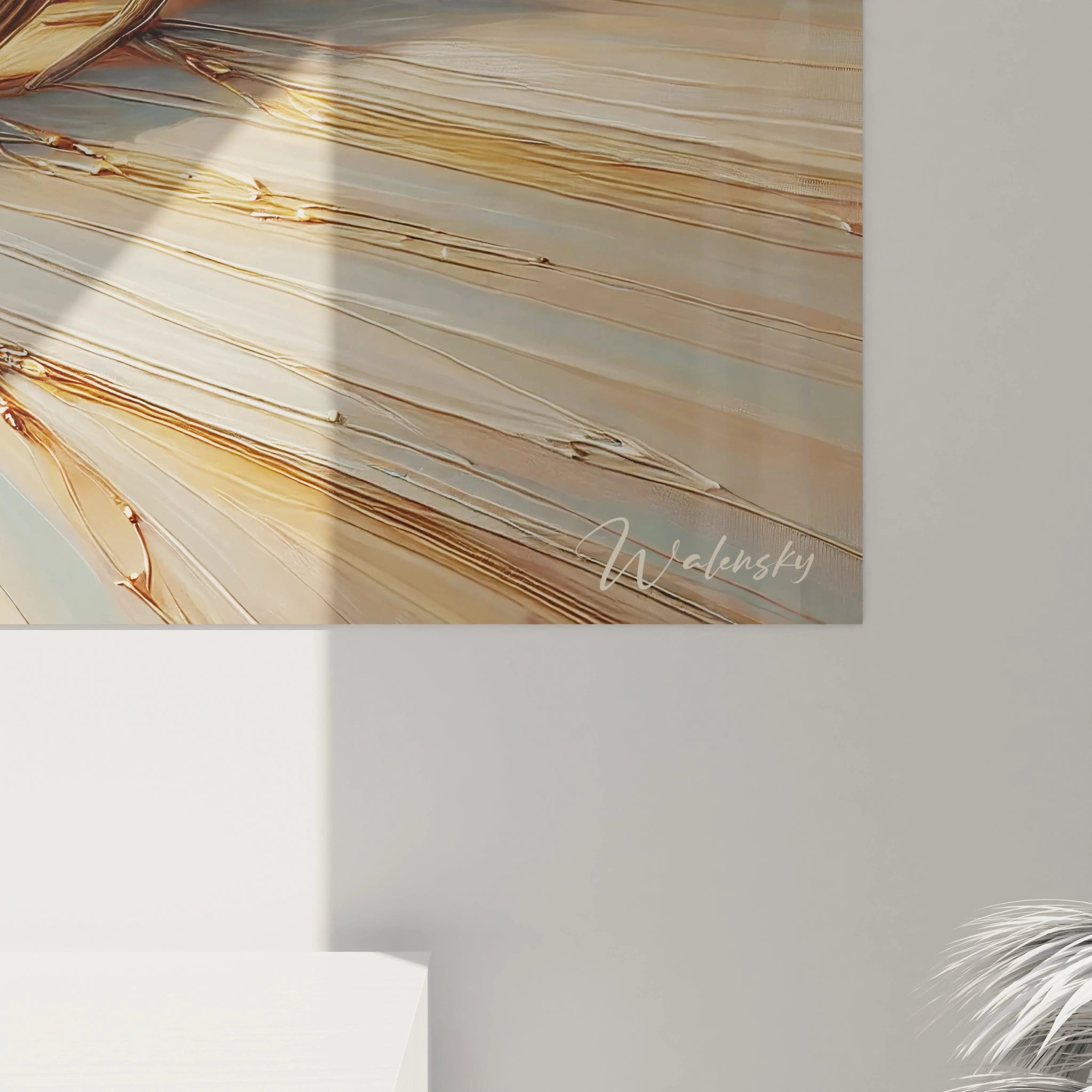 Admirez de près ce tableau Plage, où les textures douces et les lignes organiques évoquent l'érosion naturelle et la beauté des paysages côtiers, une expérience sensorielle à savourer.






