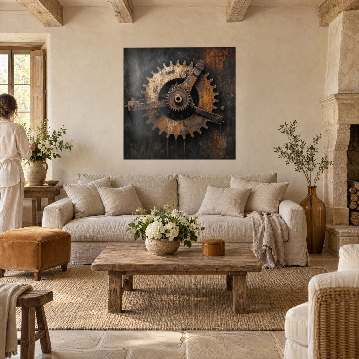Πίνακας σκουριασμένος οδοντωτός τροχός σε φόντο κάρβουνου, πορτοκαλί σκουριά και πατινέ μπρούντζος, πάνω από ένα καναπέ σε ένα φωτεινό σαλόνι