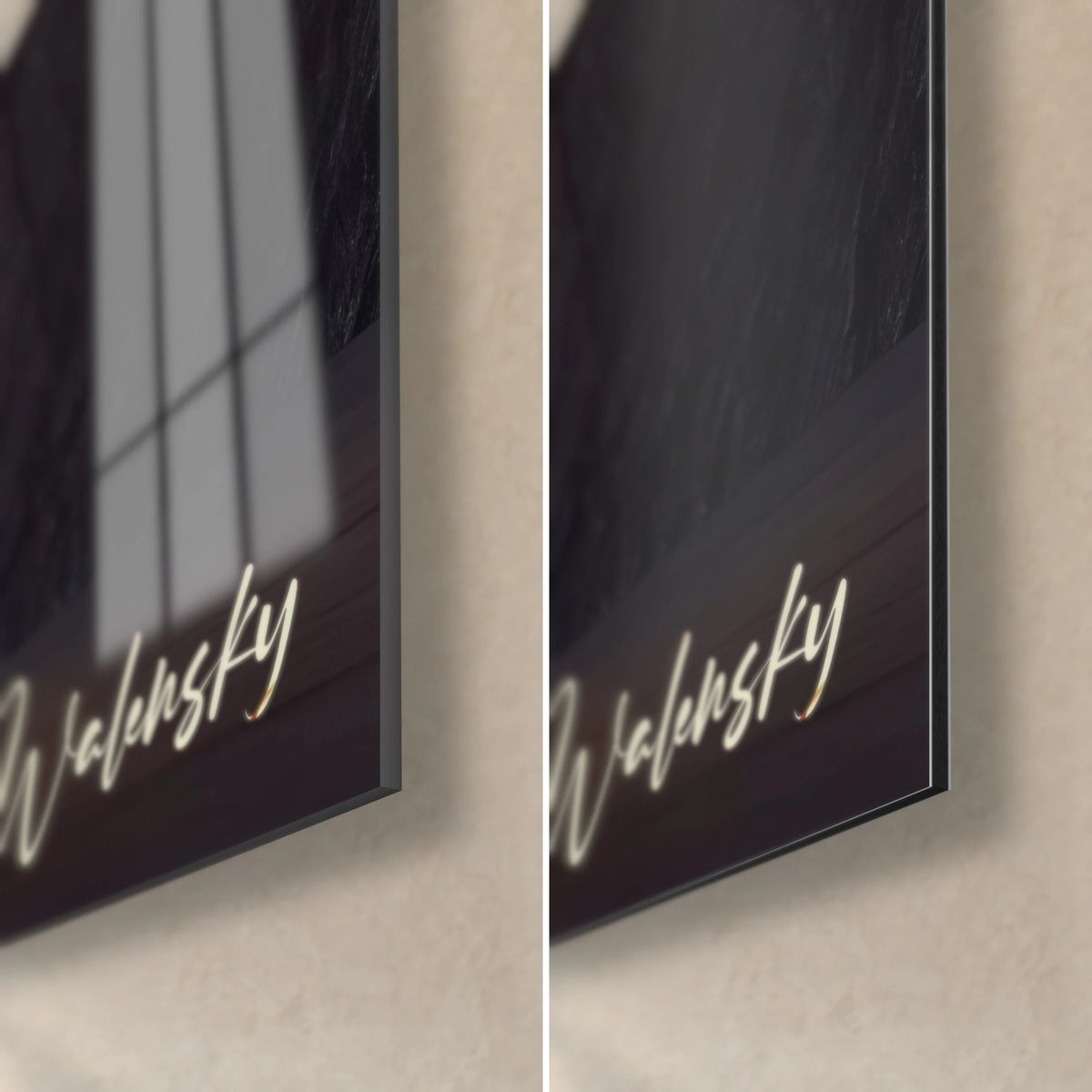 Tableau bonsaï aux feuilles cuivrées sur halo blanc, coin bas droit : verre brillant et reflets, alu Dibond mat noir, tranche fine