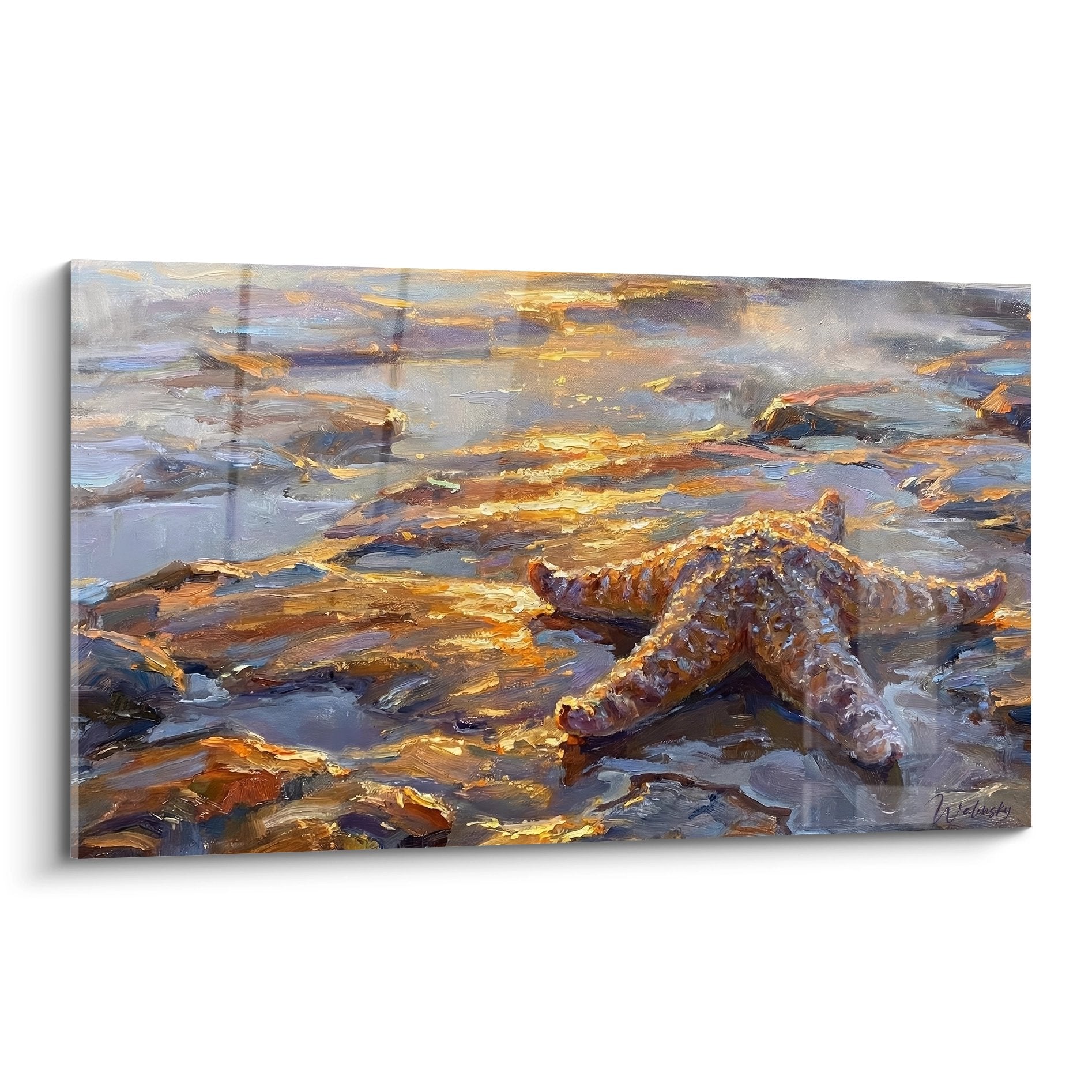 Gemälde einer goldenen Seestern auf dem Ufer mit violetten und orangefarbenen Reflexionen – realistische Meeresmalerei