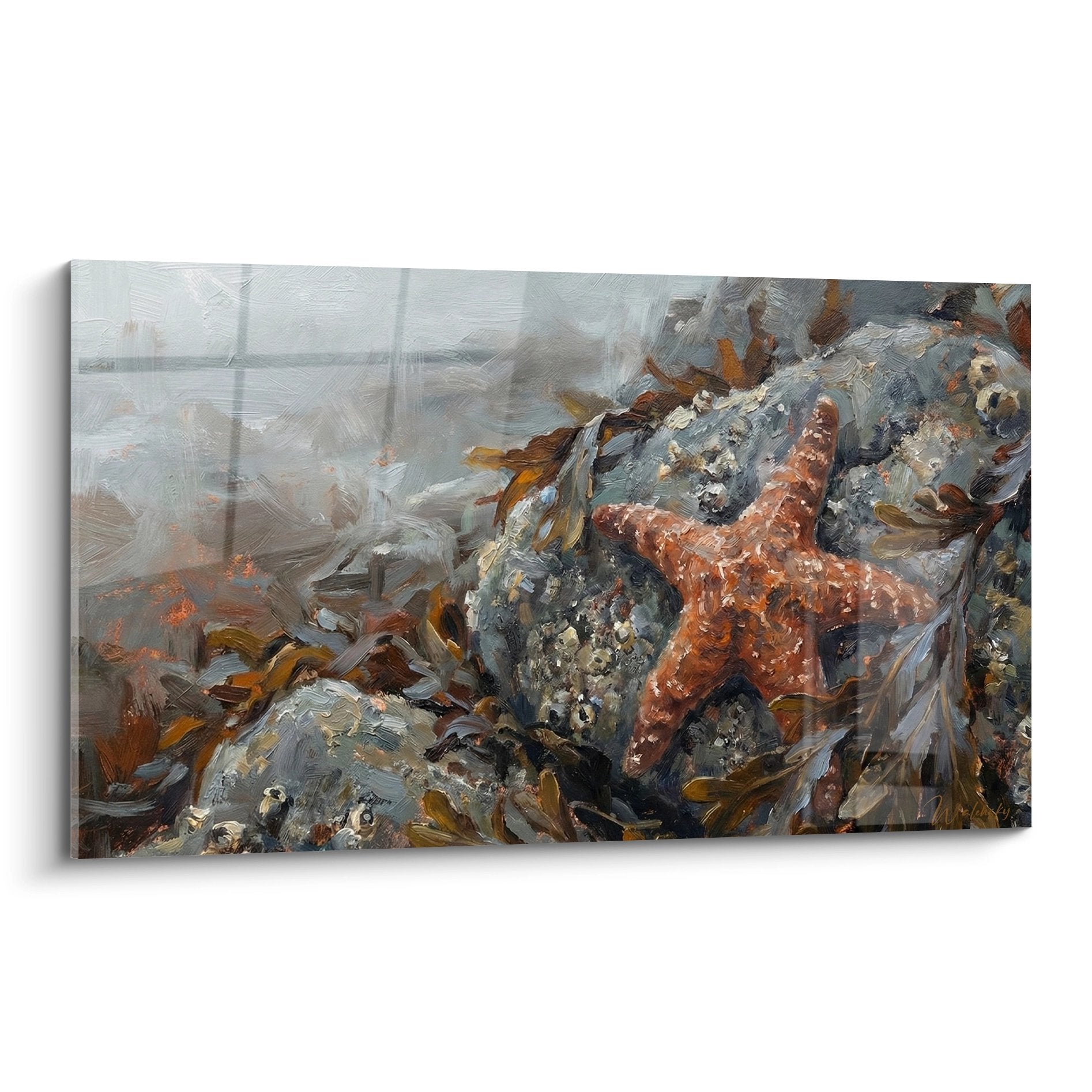 Gemälde mit rotem Seestern auf grauen Steinen mit braunem Seetang im naturalistischen Marinmalstil