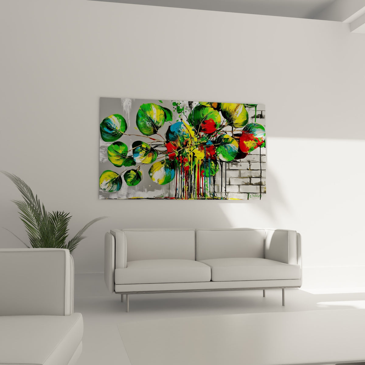 Bouquet d'eucalyptus jaune et vert vif aux textures épaisses au-dessus d'un canapé dans un salon lumineux