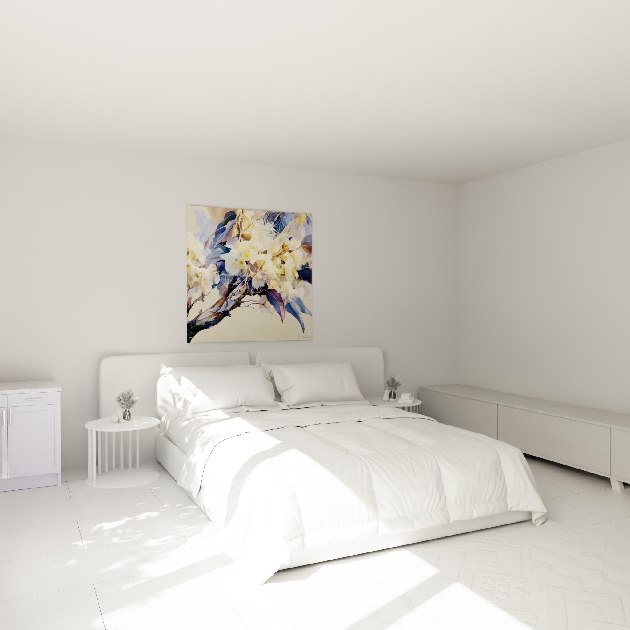 Branche d'eucalyptus ivoire et bleu poudré accrochée au-dessus d'un lit dans une chambre claire