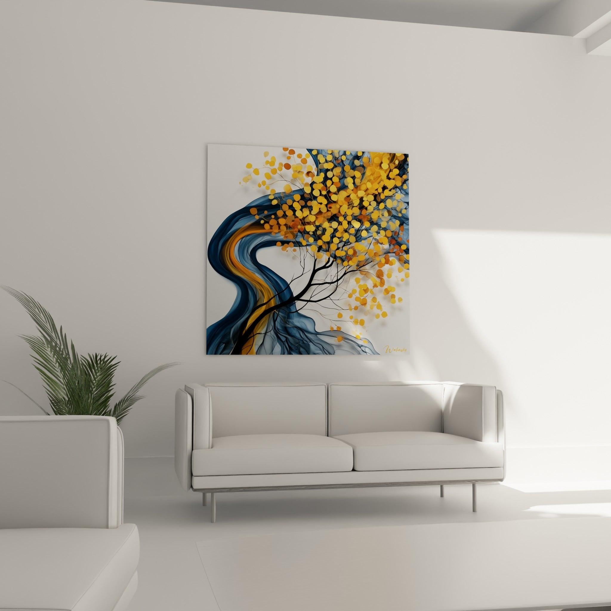 Branches noires et feuilles ambrées de l'Eucalyptus stylisé, suspendues au-dessus d'un canapé dans un salon lumineux