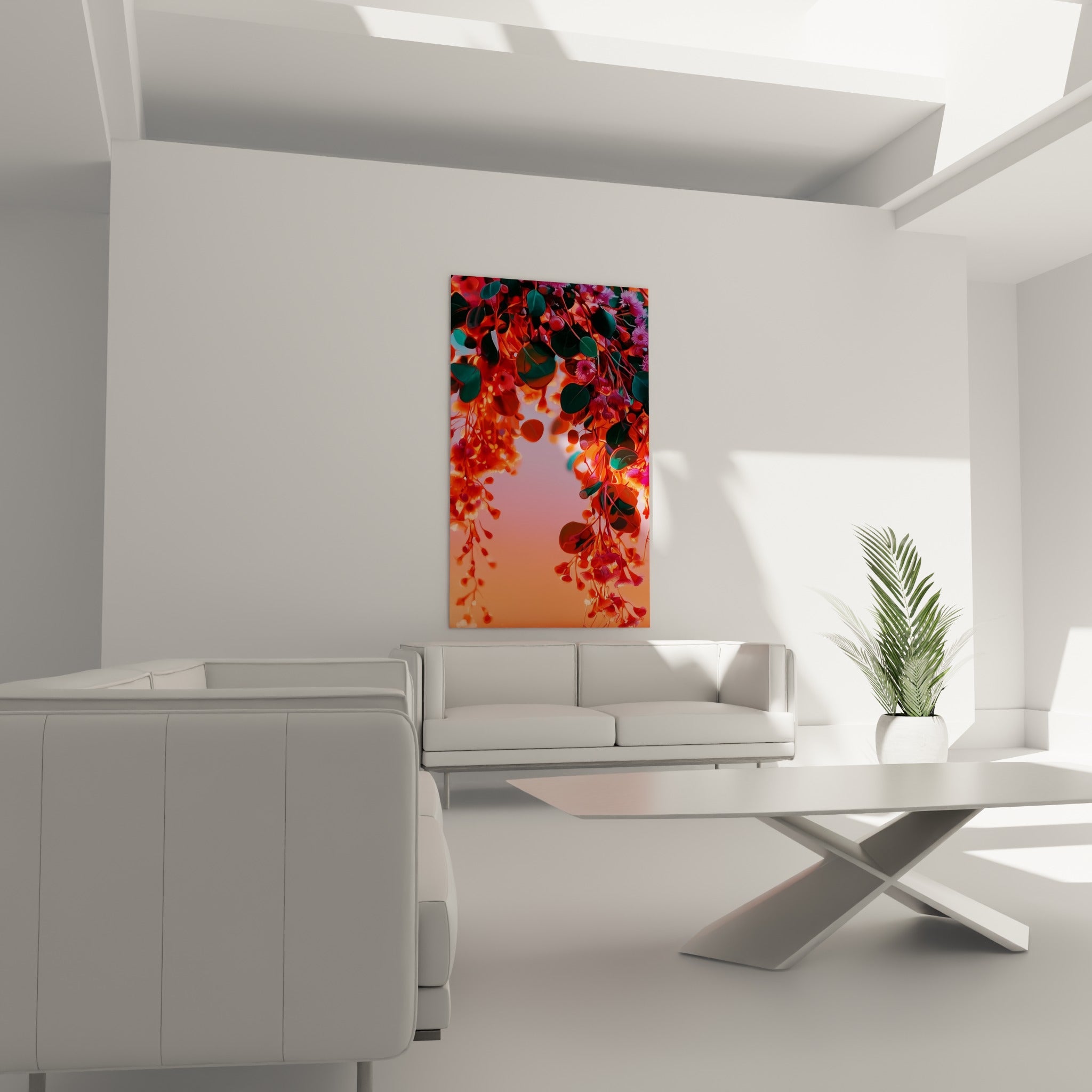 Eucalyptus vert et corail suspendu au-dessus d'un canapé dans un salon lumineux