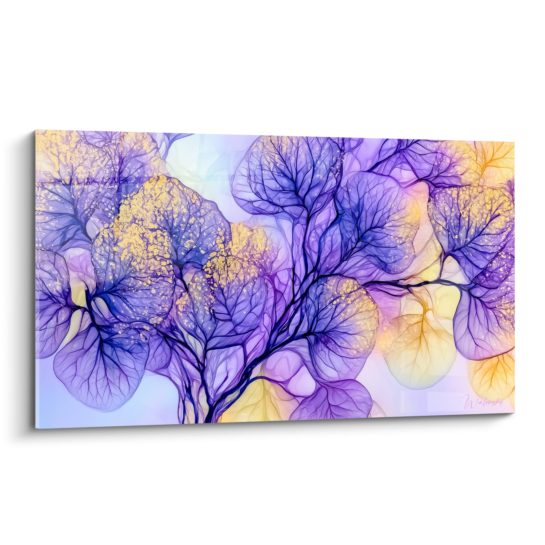 Feuilles Eucalyptus translucides violettes et dorées composant un réseau végétal lumineux