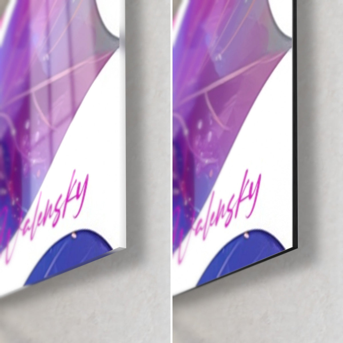 Cuadro follaje celeste, esquina inferior derecha: firma magenta y hoja azul índigo, cristal brillante y Dibond negro mate