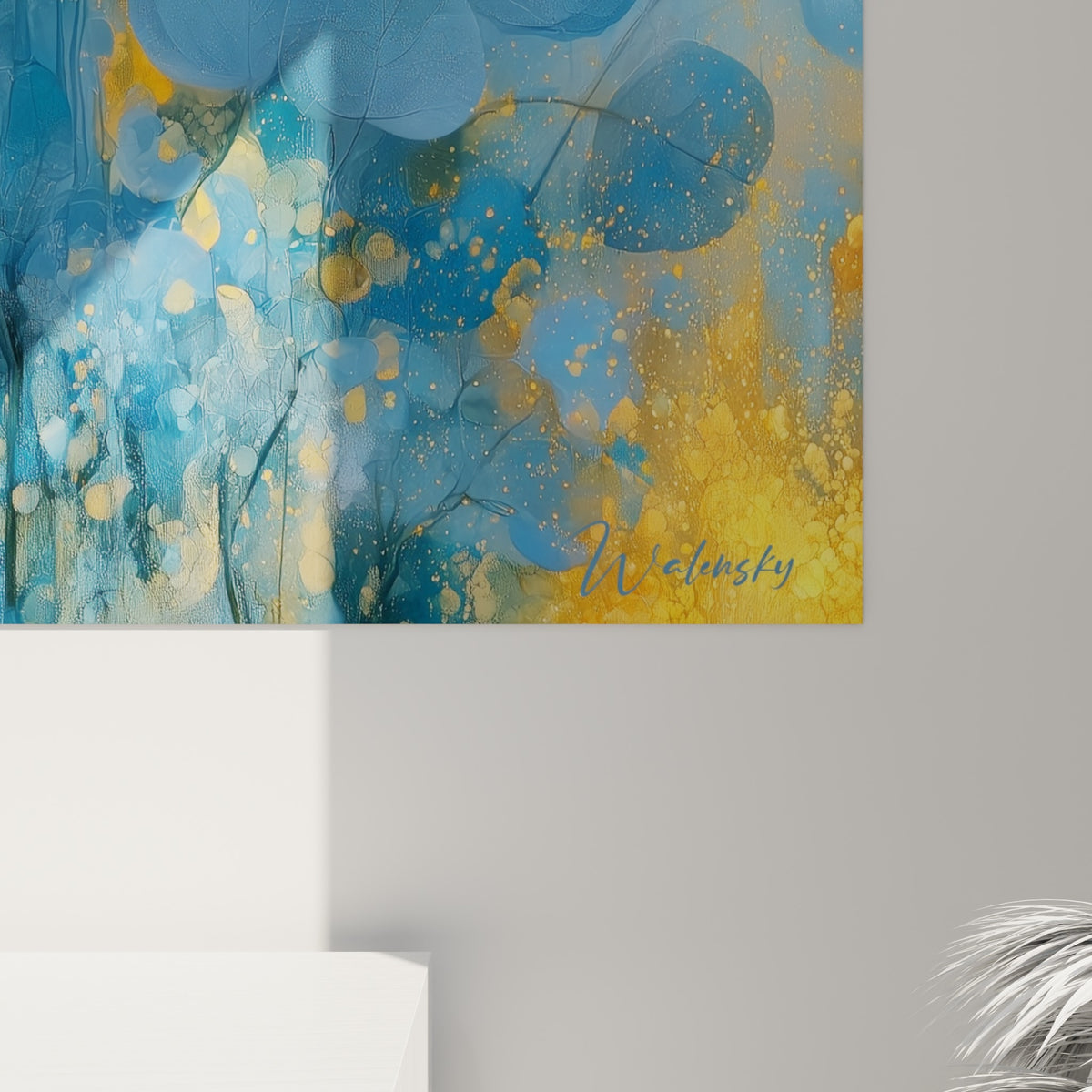Grain pictural Eucalyptus révélant coulures dorées et empâtements bleu marine sur la toile