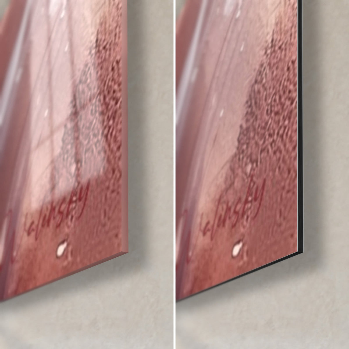 Gemälde mit rosigen, durchscheinenden Blättern, untere rechte Ecke: glänzendes Acrylglas links, mattschwarzes Dibond rechts, 3 mm Kante