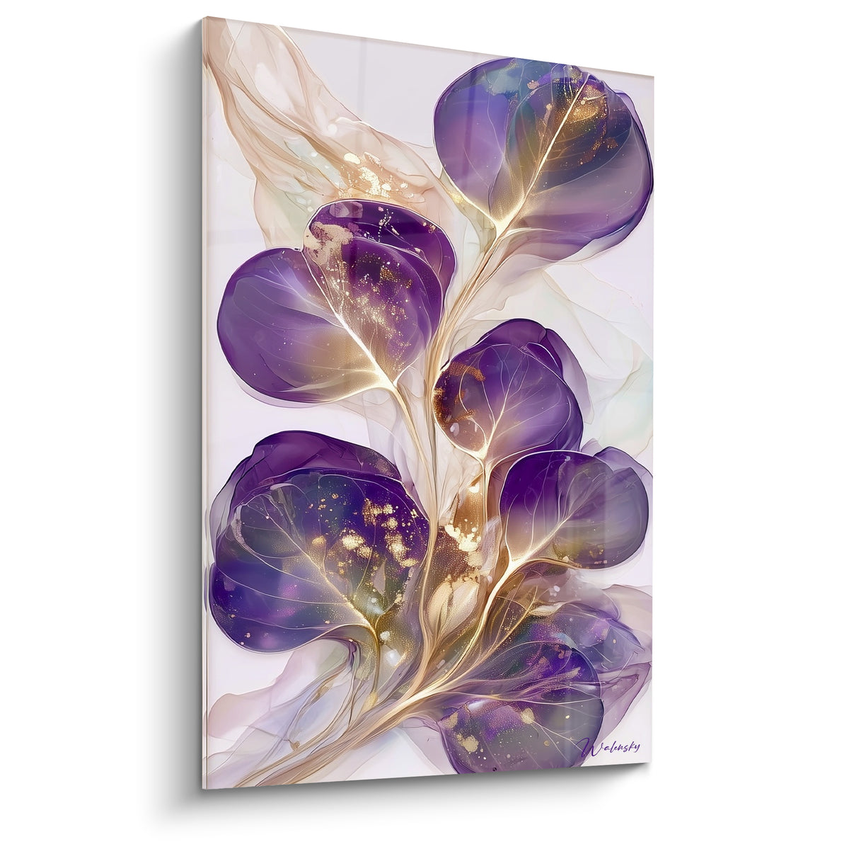 Feuilles Eucalyptus violet profond et doré aux nervures fluides sur fond beige translucide