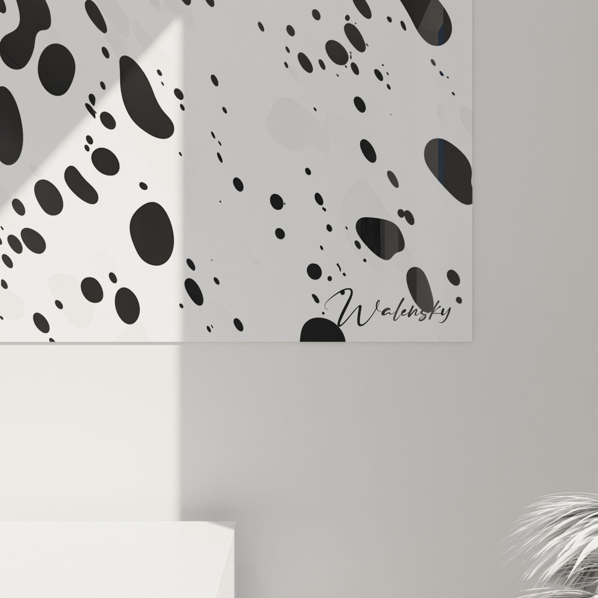 Tableau tacheté noir et blanc de Walensky, parfait pour une décoration moderne