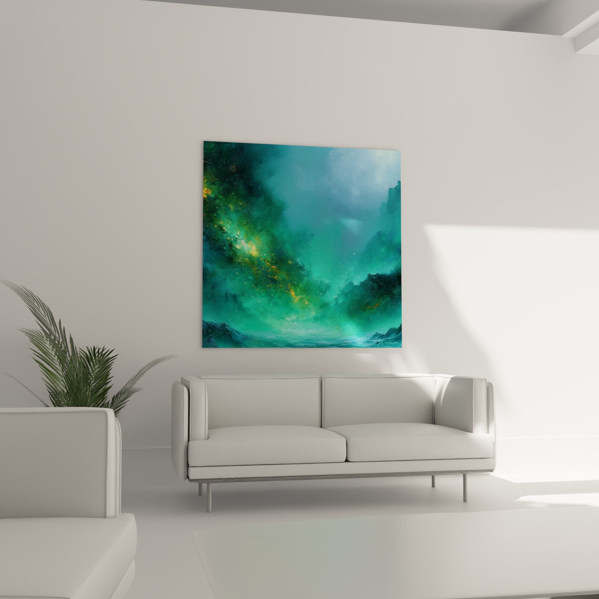 Explosion lumineuse ocre et turquoise traversant une brume colorée, au-dessus d'un canapé dans un salon lumineux