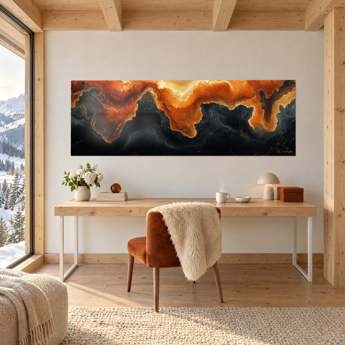 Gemälde mit expressionistischer Marmorierung in kupferfarbenem Orange und Schwarz, über einem hellen Holzschreibtisch neben einem Fenster