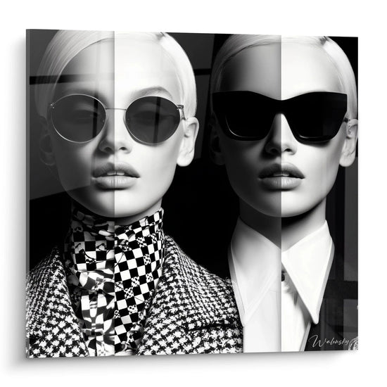 Quadro murale moda bianco e nero con modelle che indossano occhiali da sole stilizzati