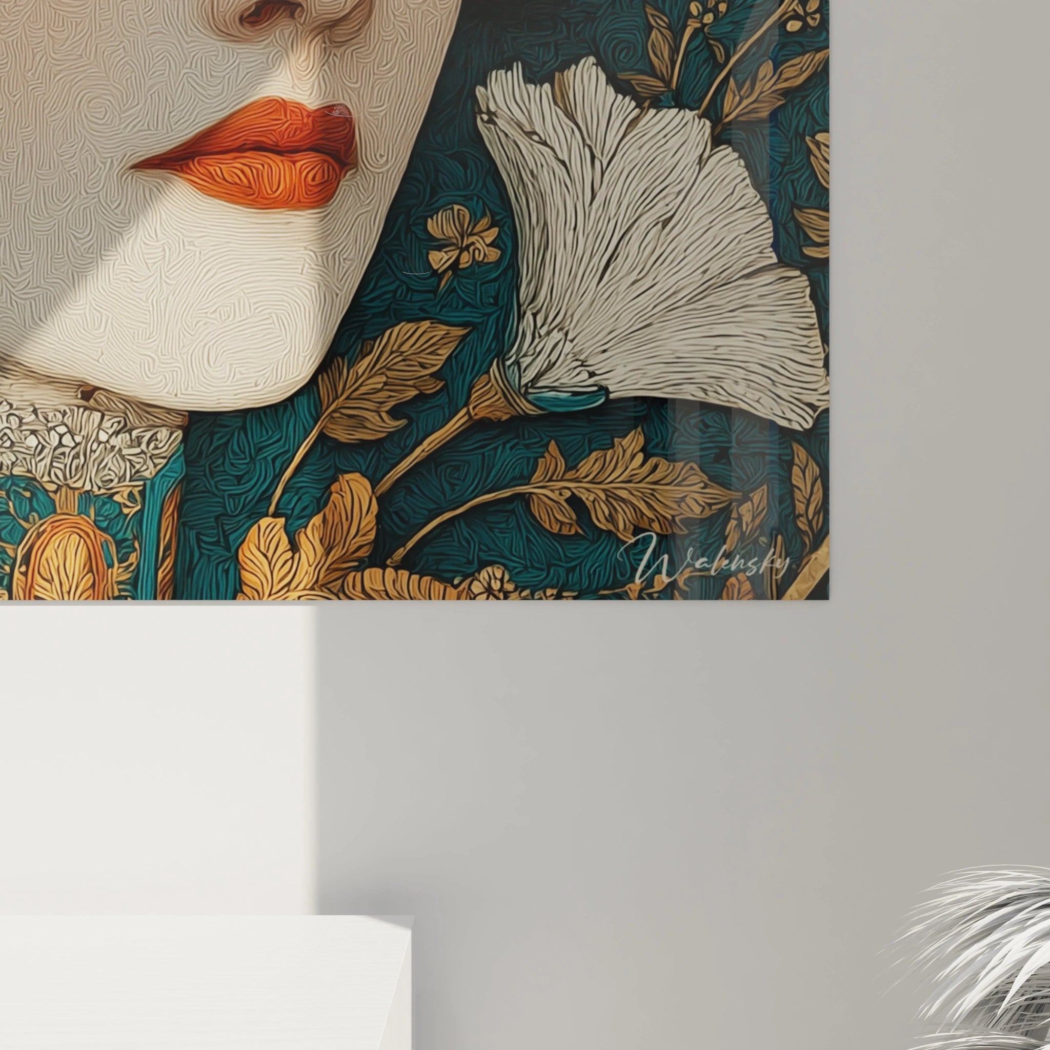 tableau femme art nouveau Walensky visage feminin profil levres rouges motifs floraux or et bleu sur mur