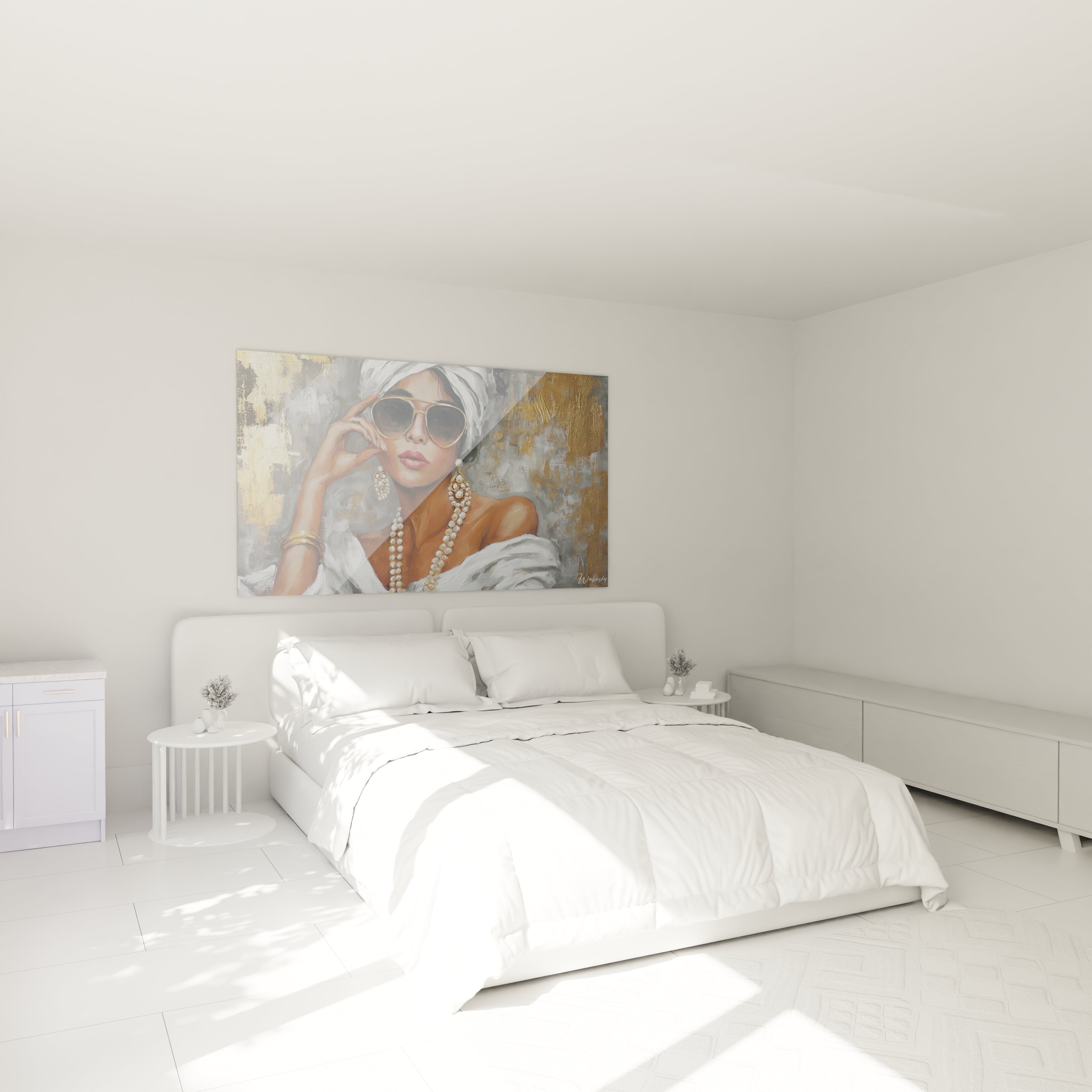 Tableau femme élégante blanc or de Walensky accroché au mur d'une chambre lumineuse