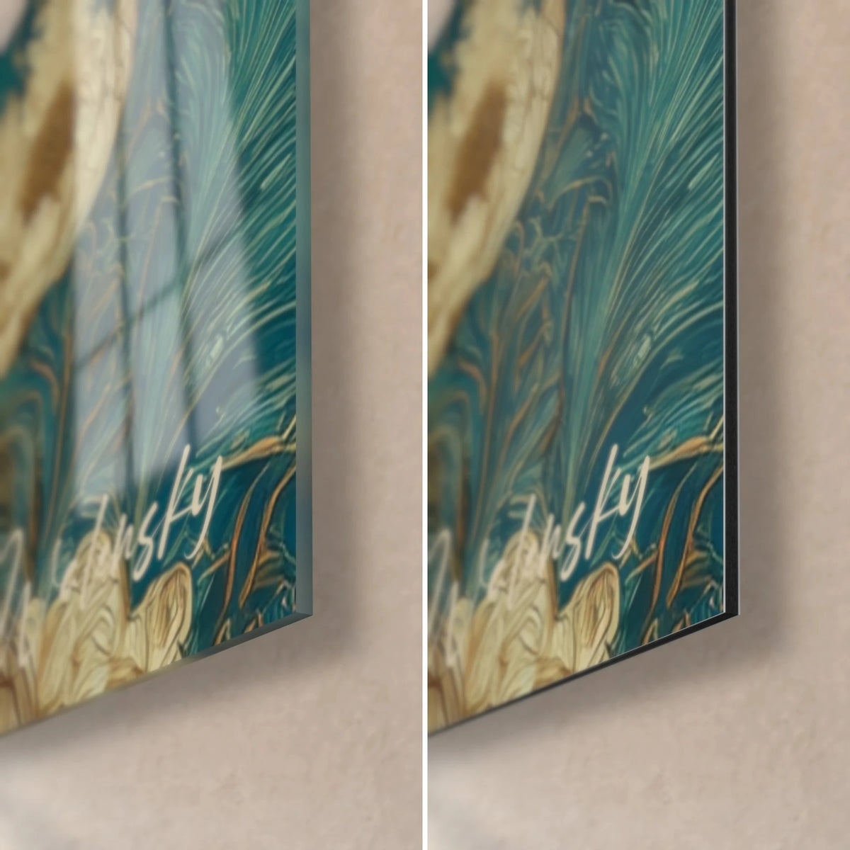 Tableau muse au col boutonné bleu canard, coin bas droit, verre brillant avec reflets contre Dibond mat noir, tranche de 3 mm