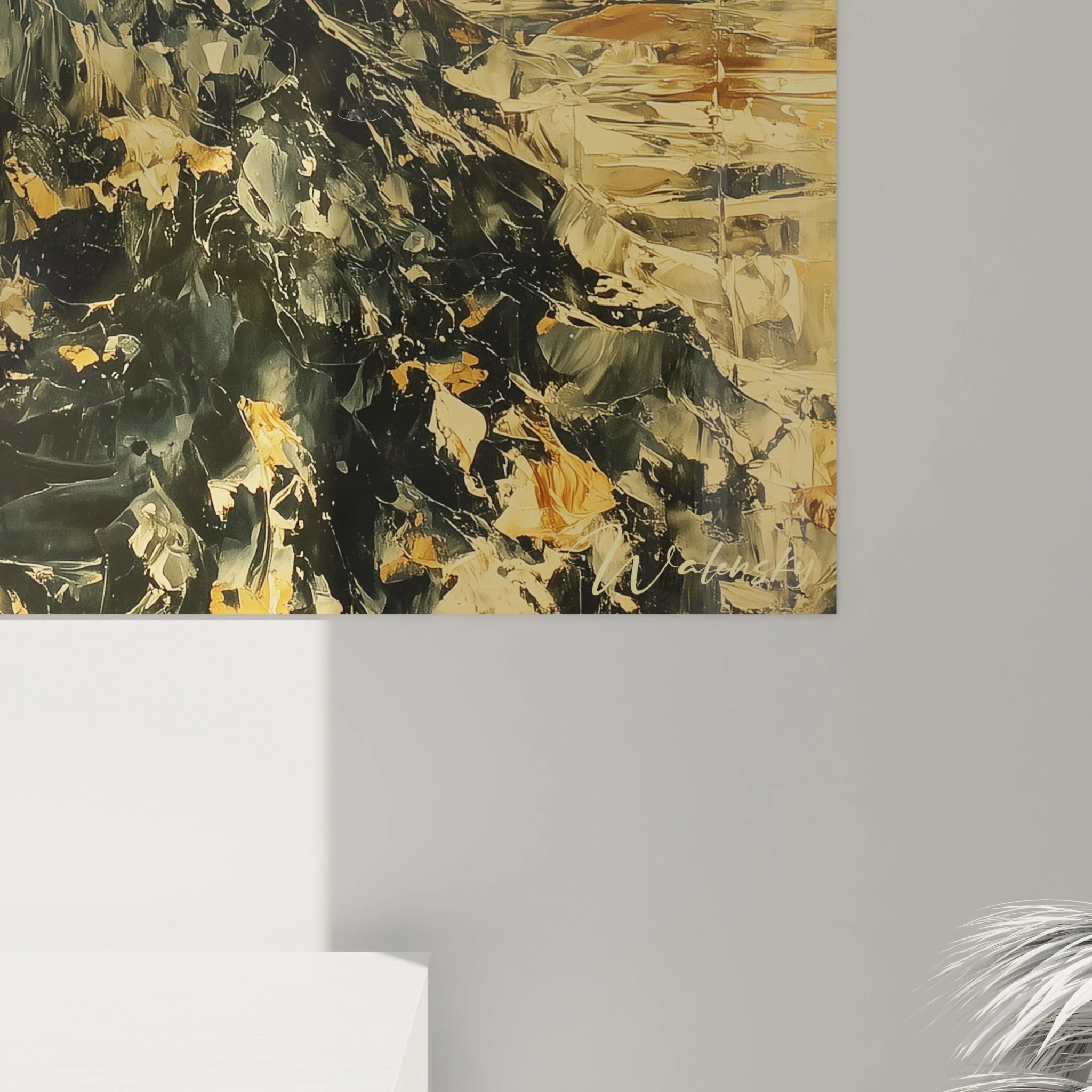tableau femme gothique Walensky peinture murale abstraite vert sombre et doré accroche mur moderne